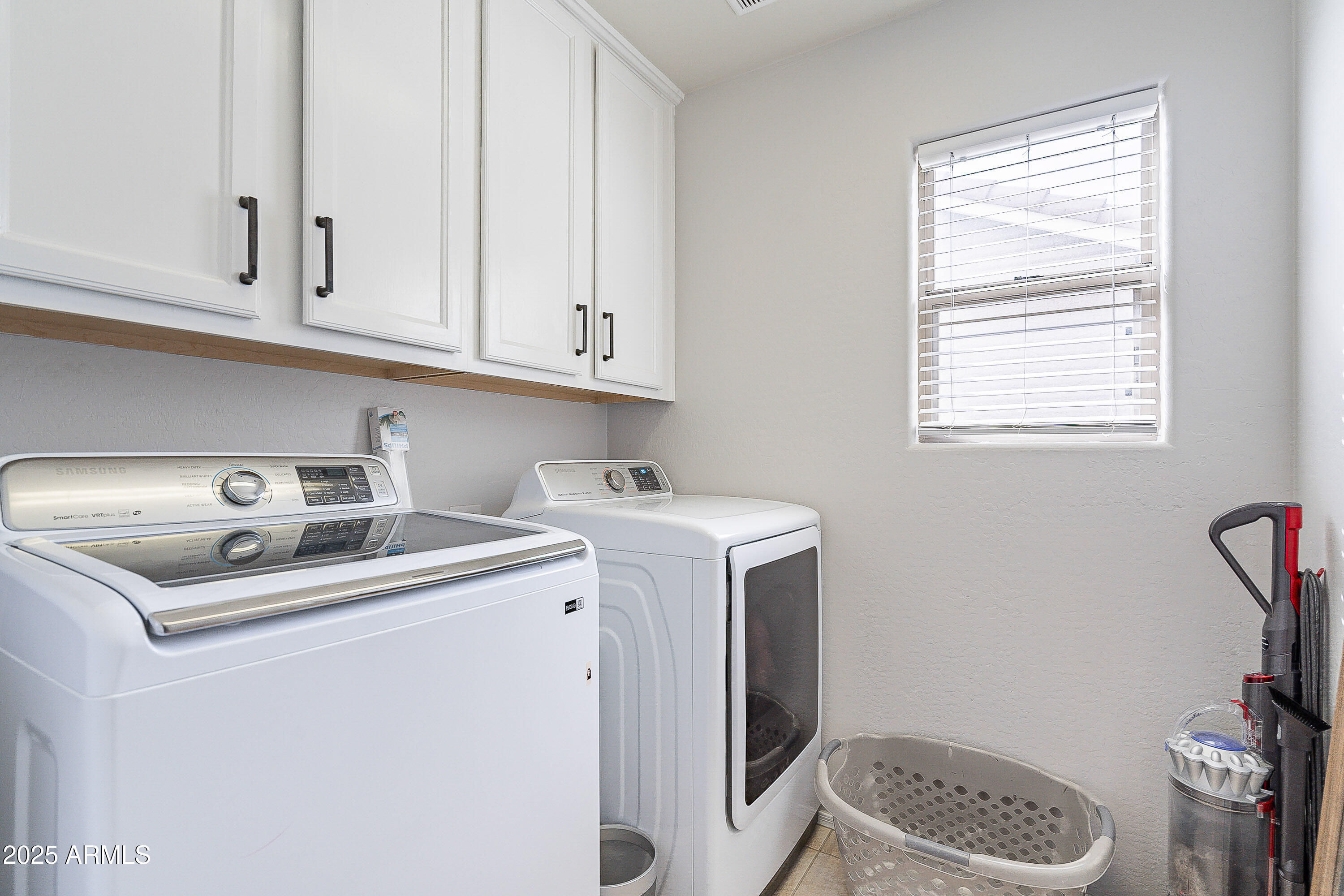 2469 S SAILORS Court