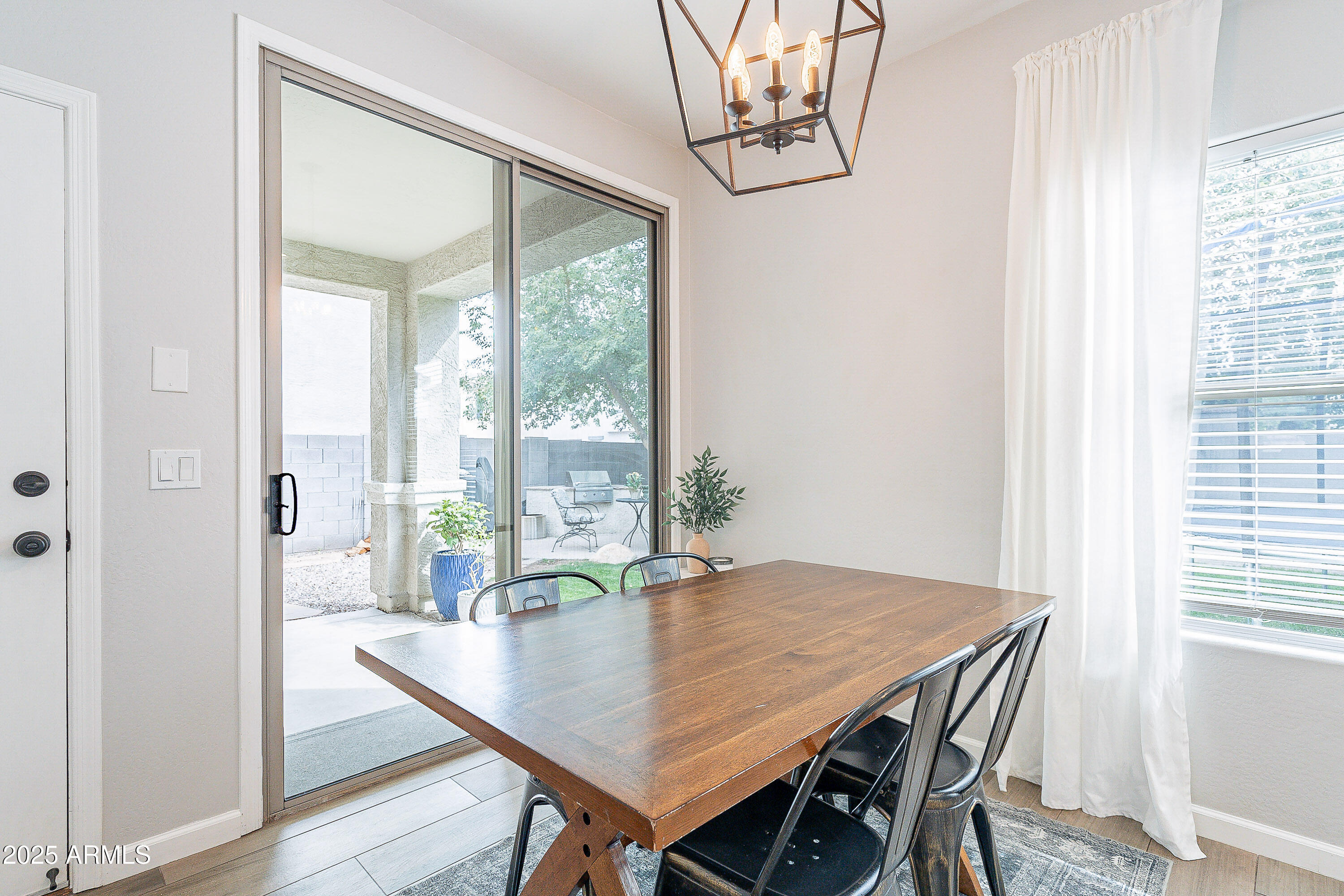 2469 S SAILORS Court