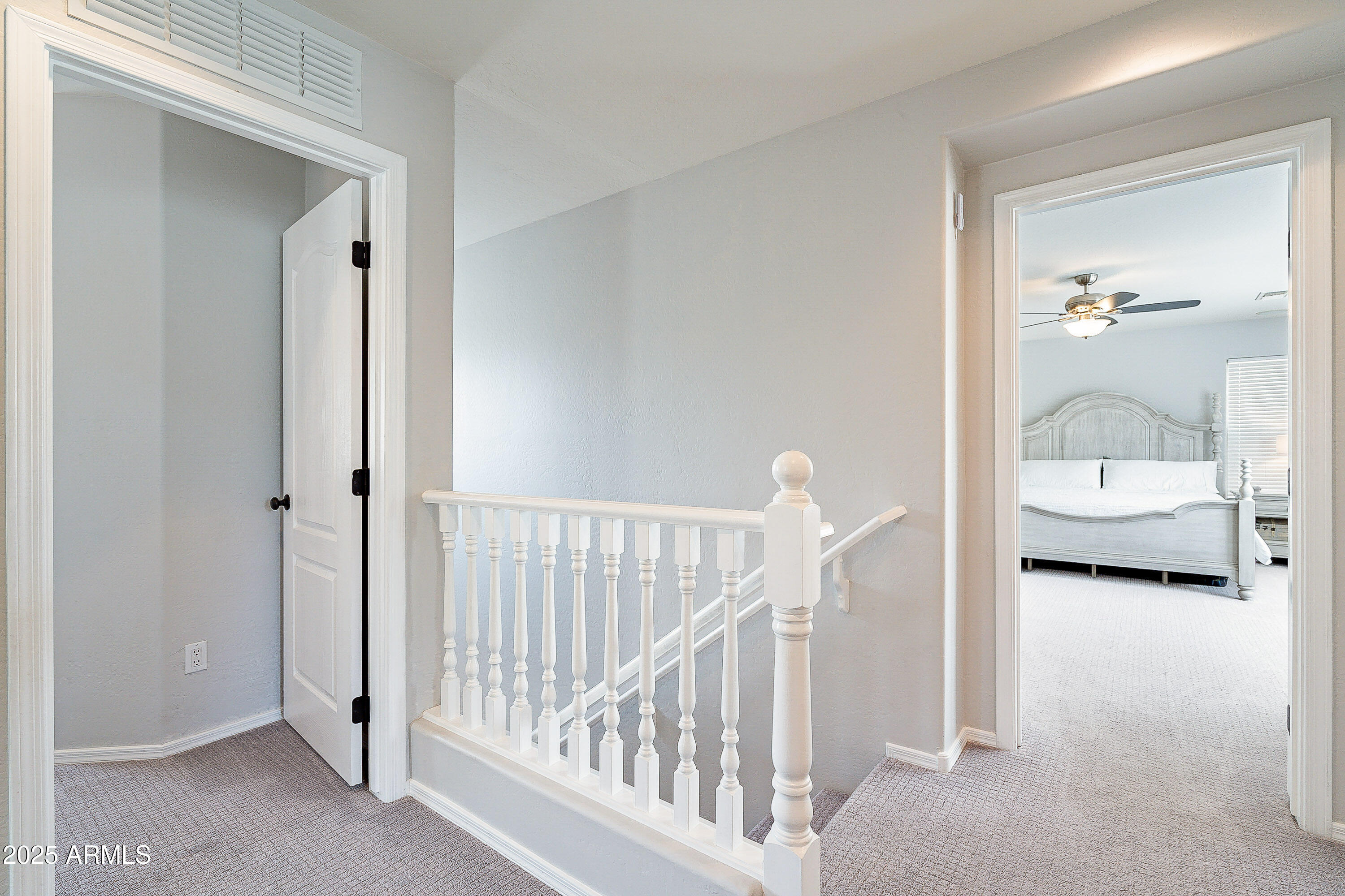 2469 S SAILORS Court