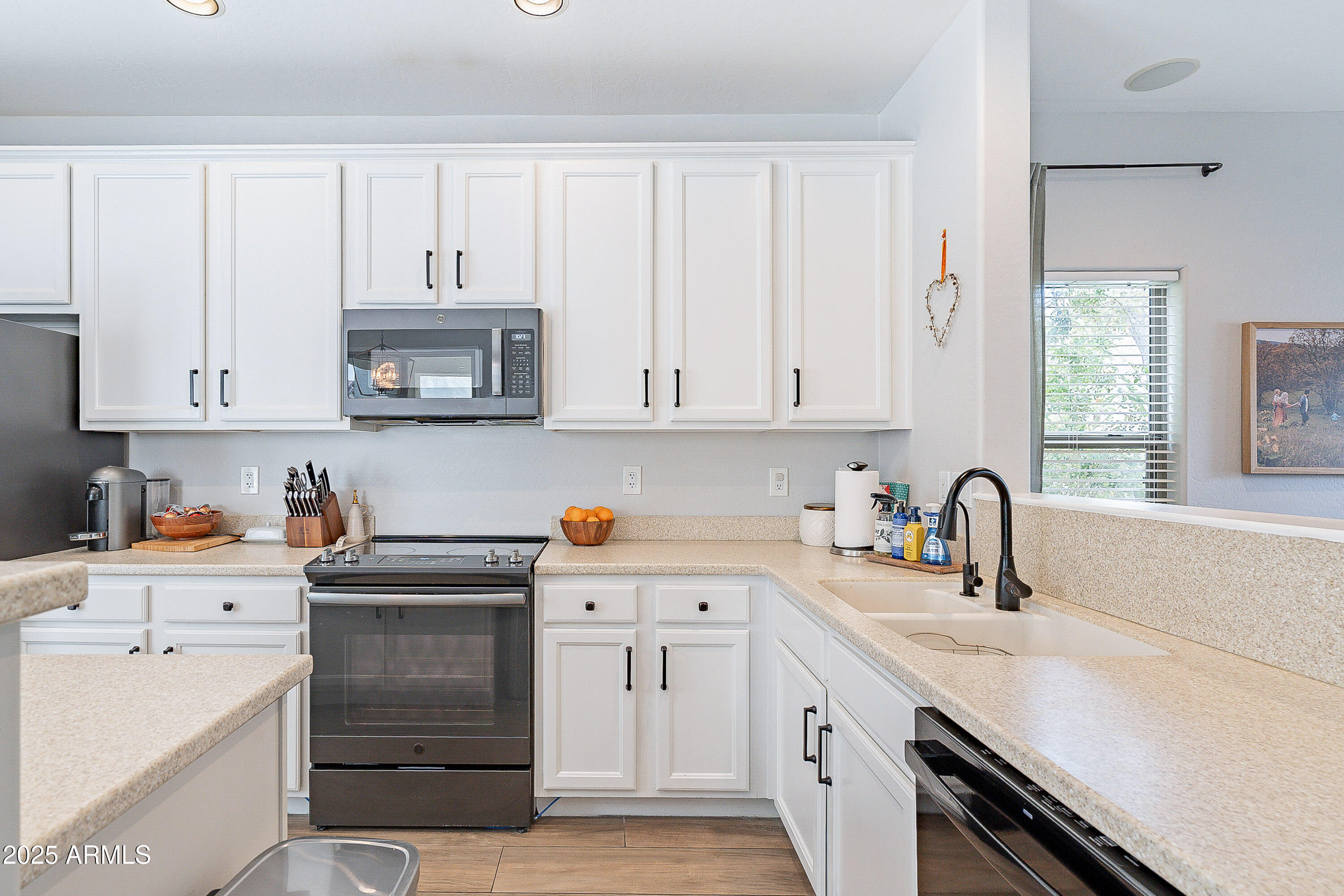 2469 S SAILORS Court