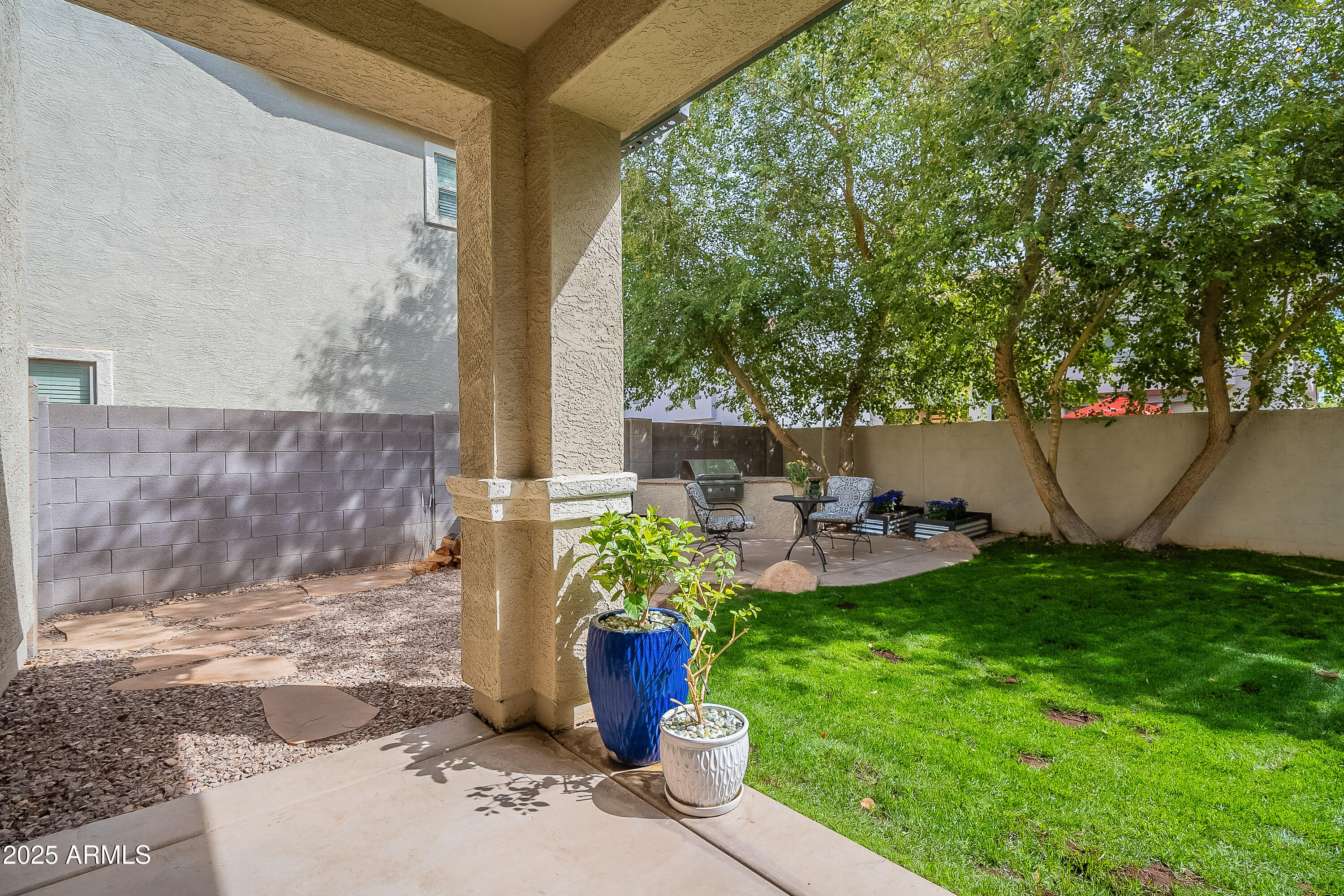 2469 S SAILORS Court