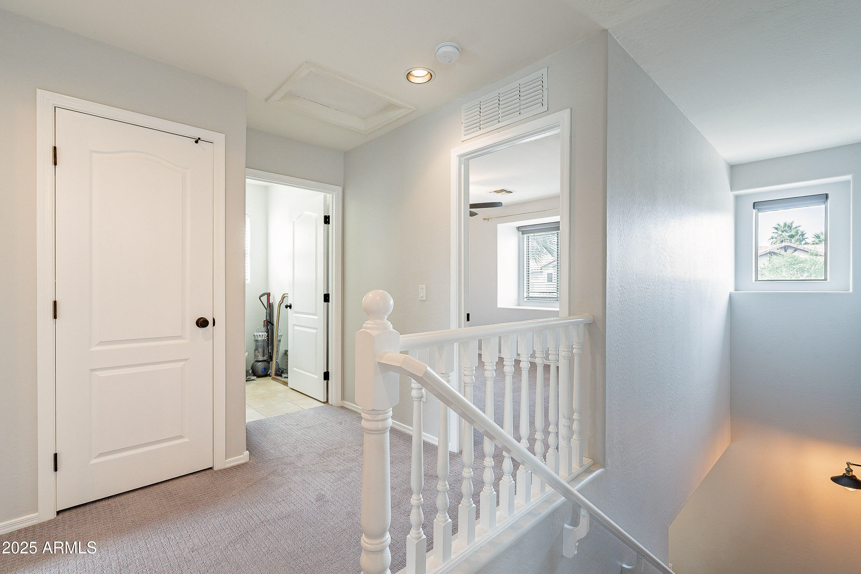 2469 S SAILORS Court