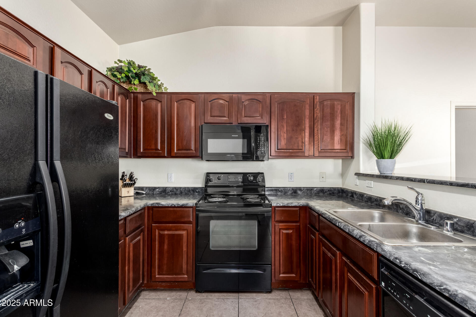 2024 S BALDWIN Street, 161