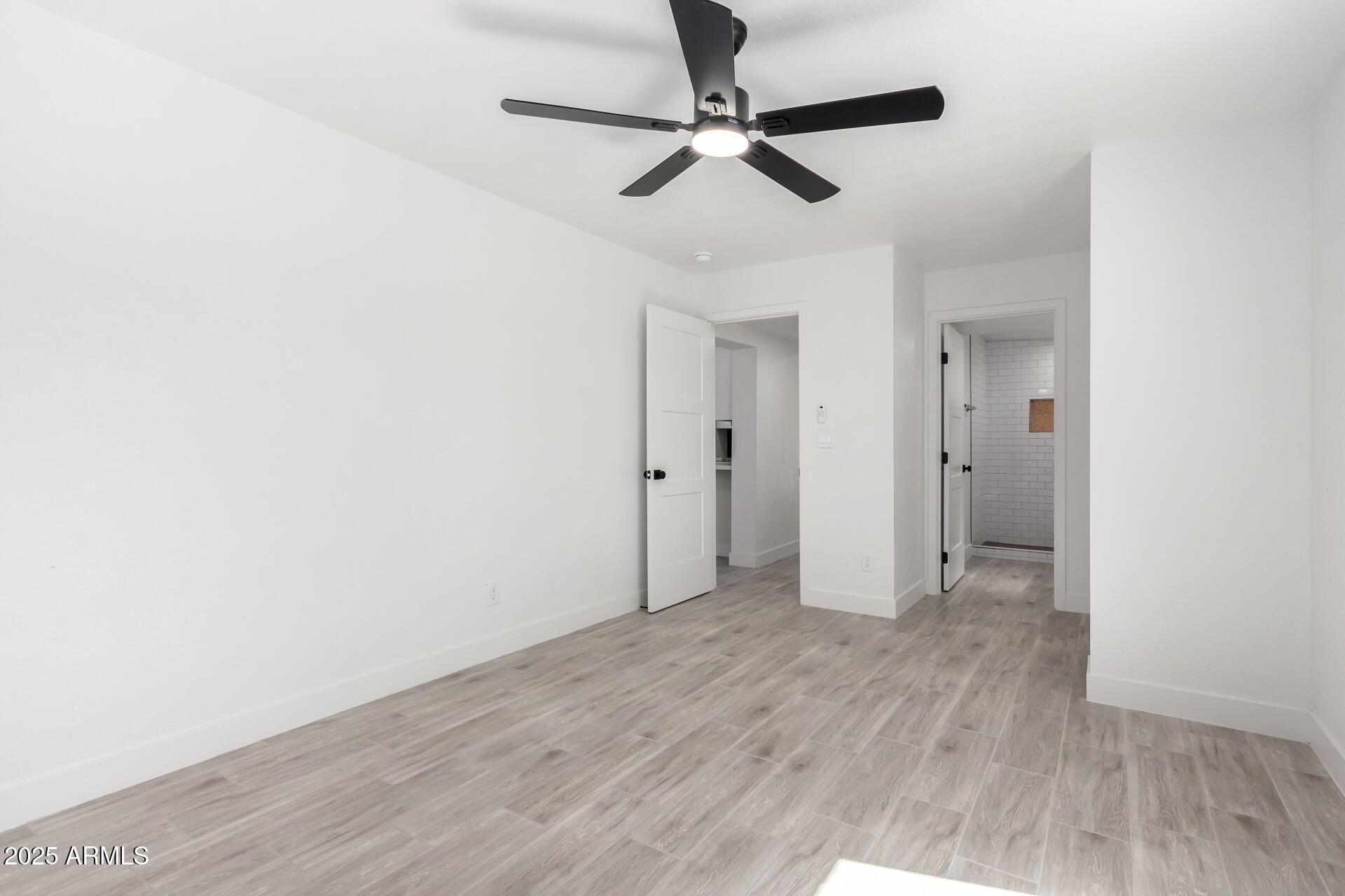 3029 W WINDROSE Drive