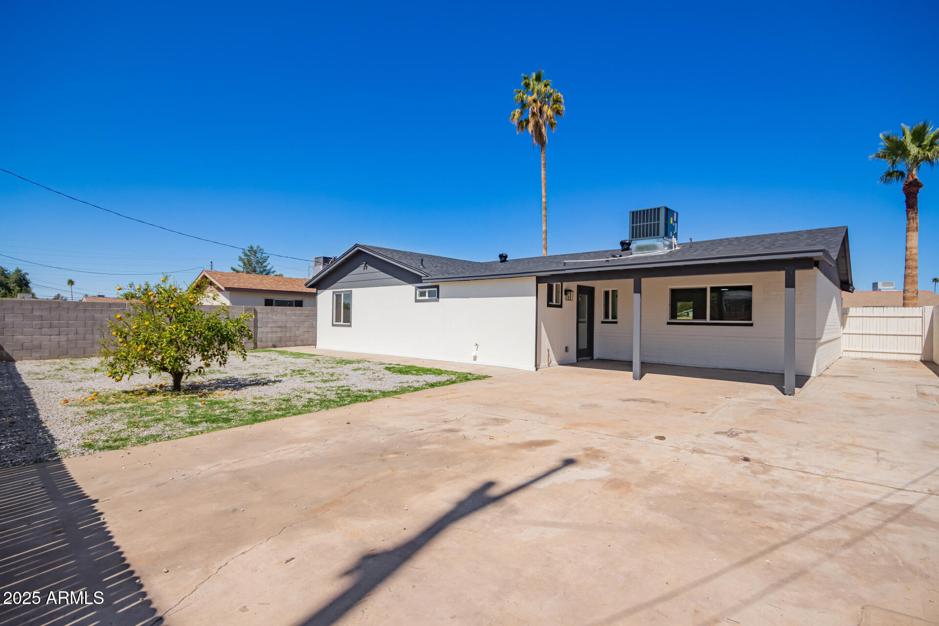 3029 W WINDROSE Drive