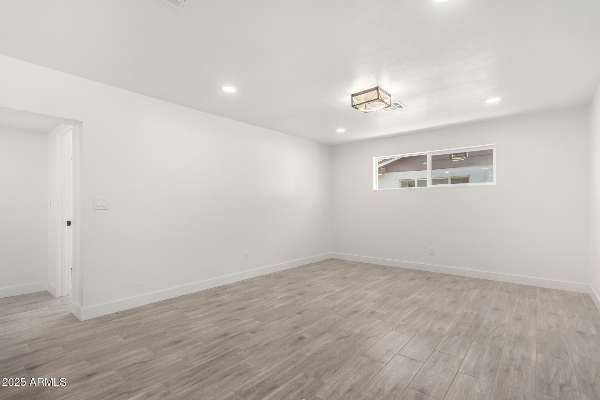 3029 W WINDROSE Drive