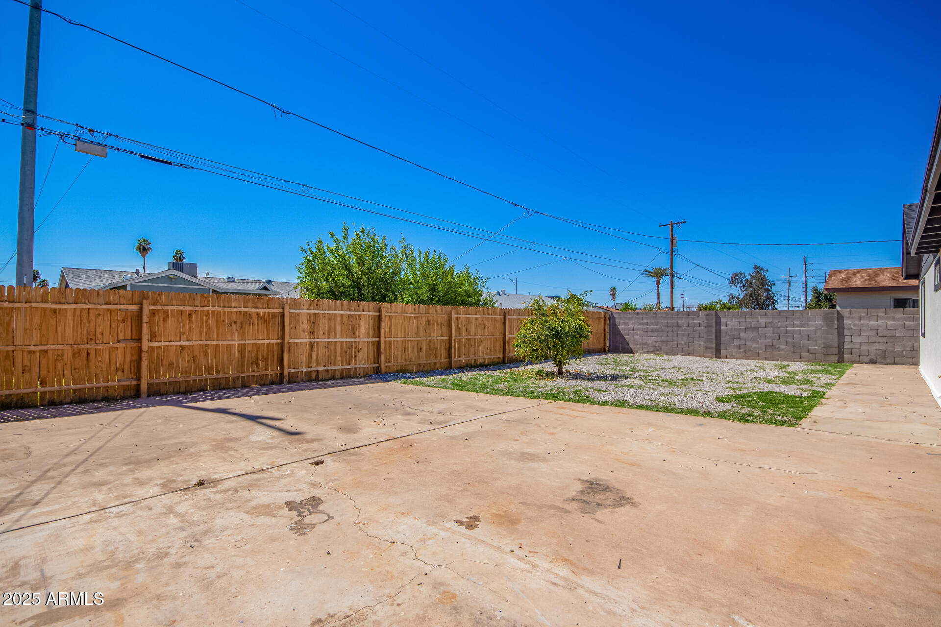 3029 W WINDROSE Drive