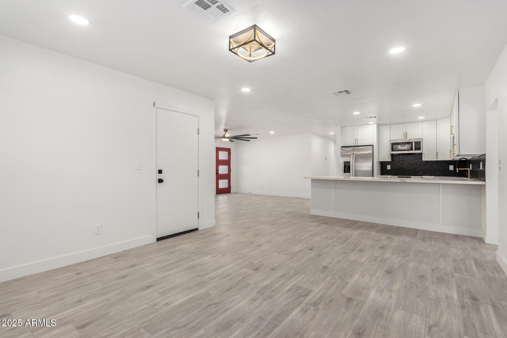 3029 W WINDROSE Drive