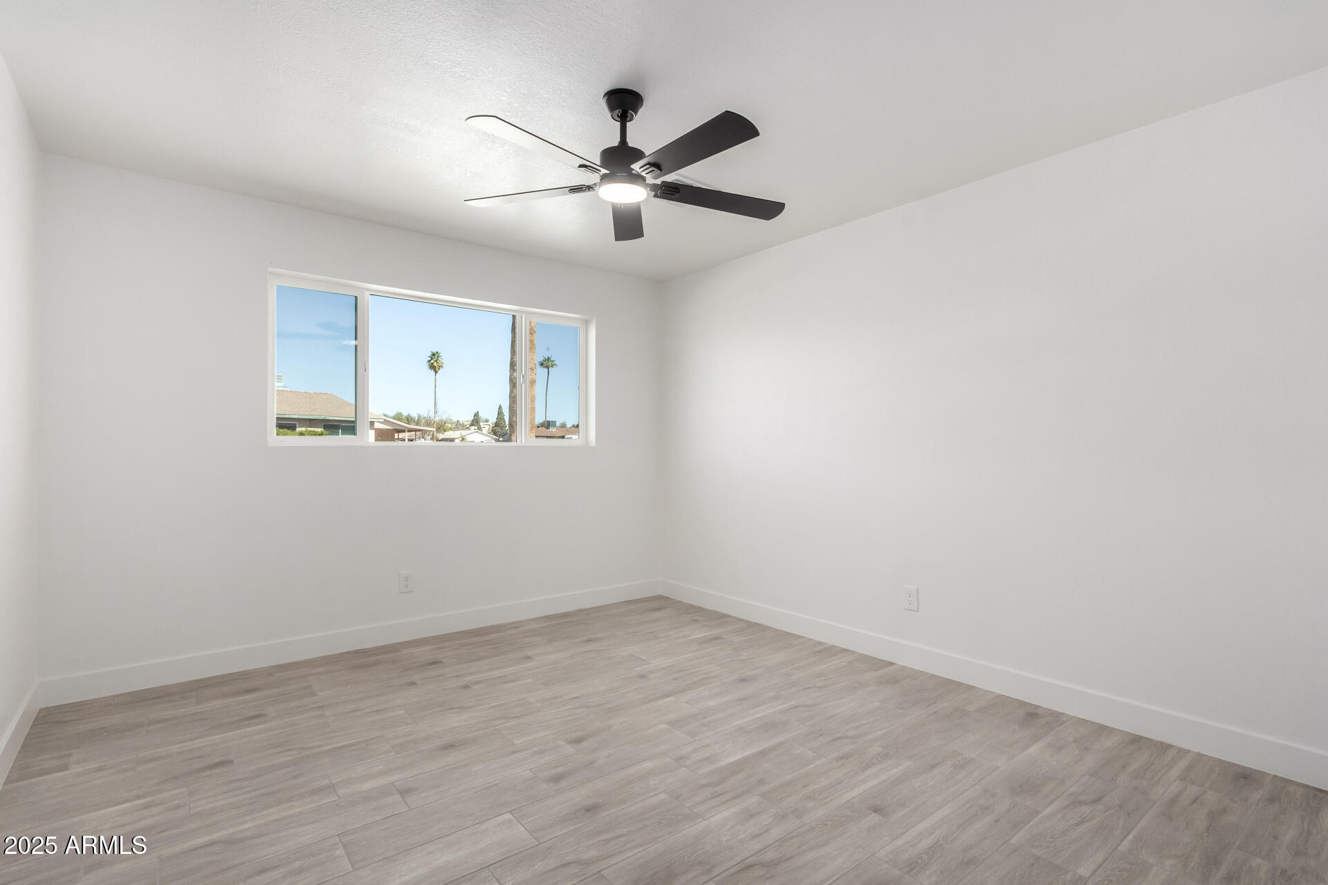 3029 W WINDROSE Drive