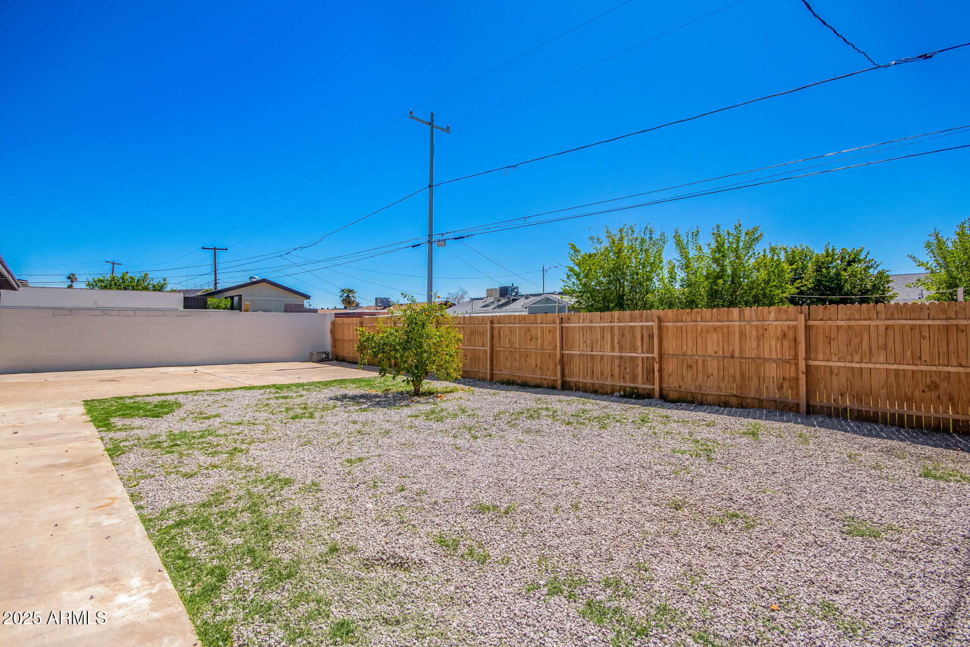 3029 W WINDROSE Drive