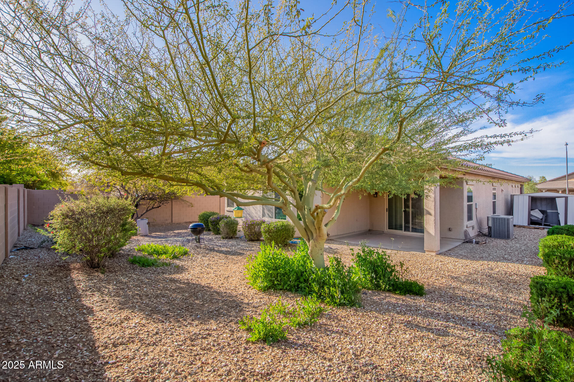 5625 W EUCLID Avenue