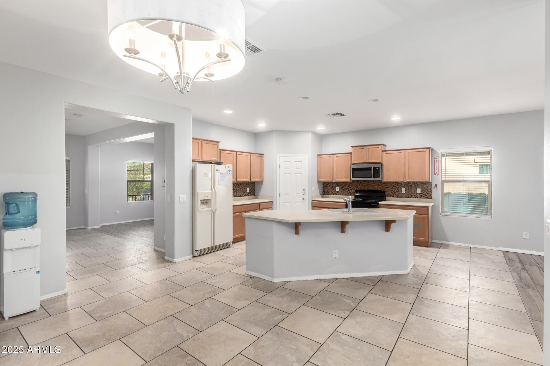 5625 W EUCLID Avenue