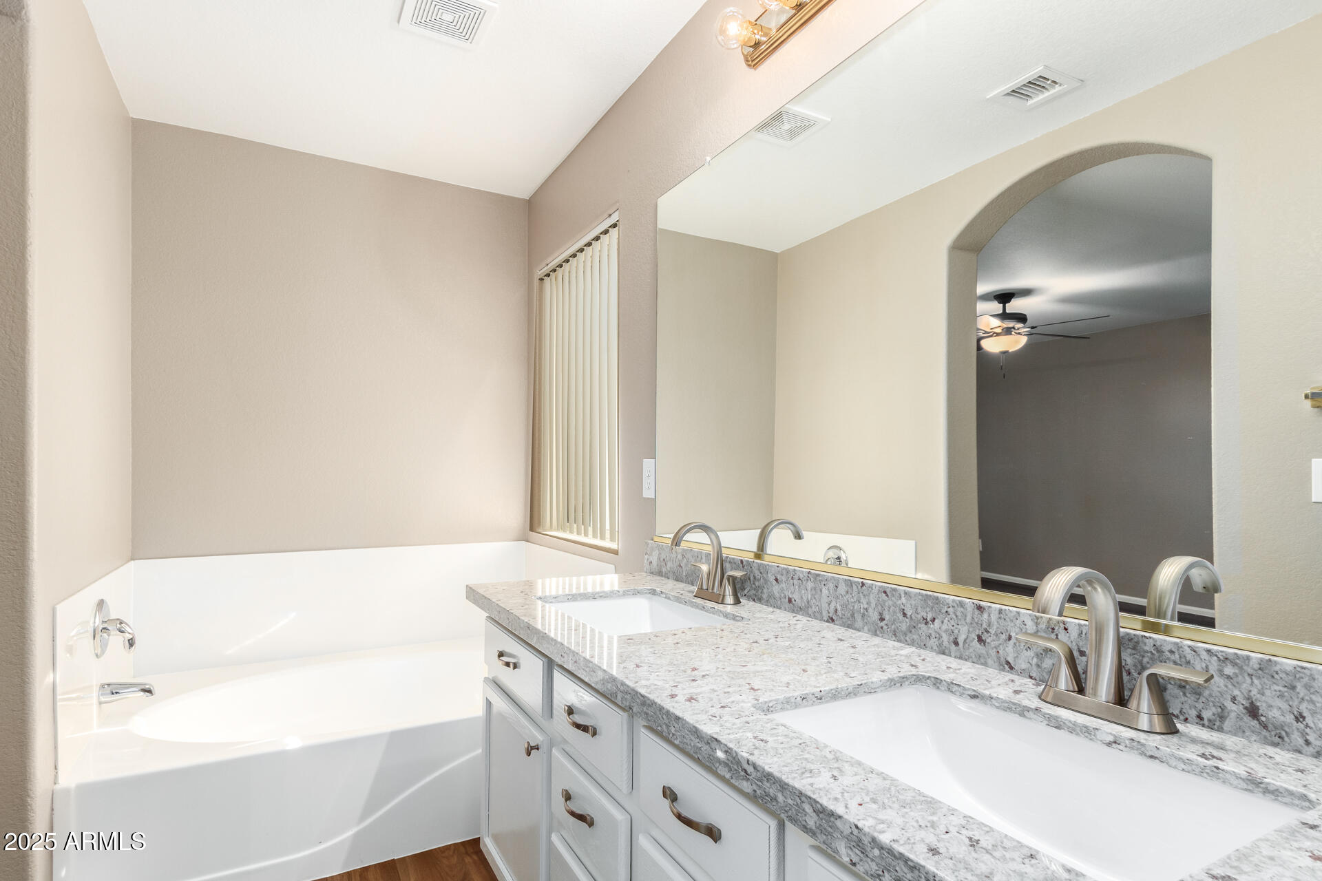 12532 W ORANGE Drive