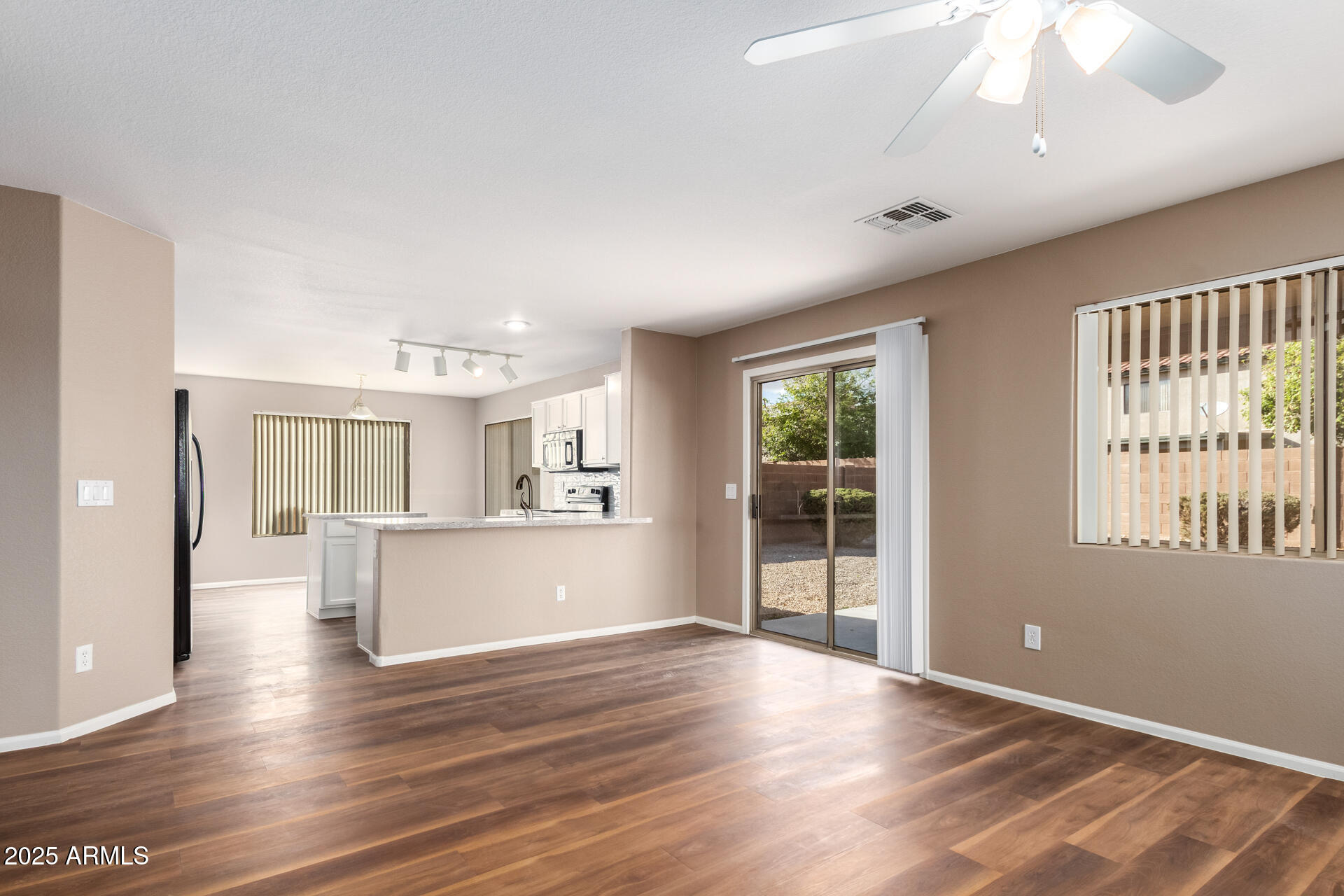 12532 W ORANGE Drive