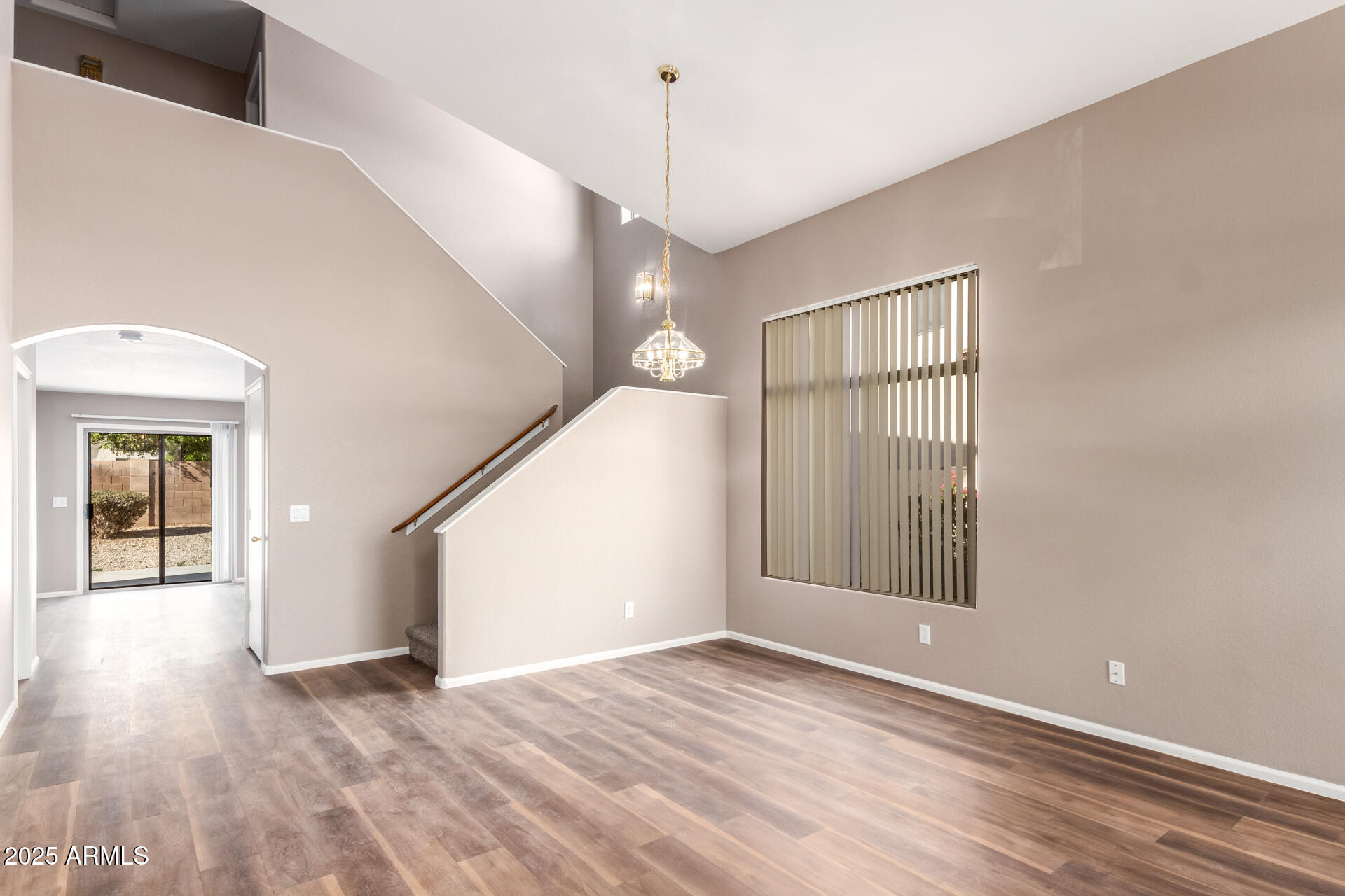 12532 W ORANGE Drive