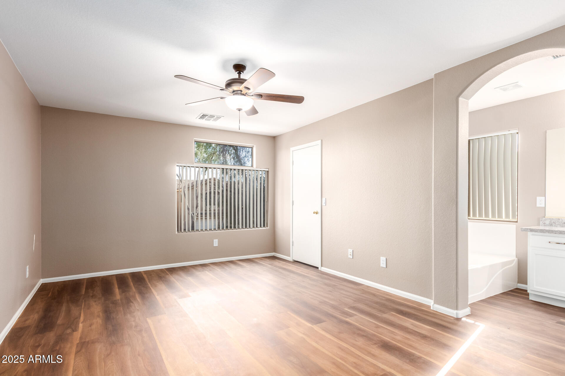 12532 W ORANGE Drive