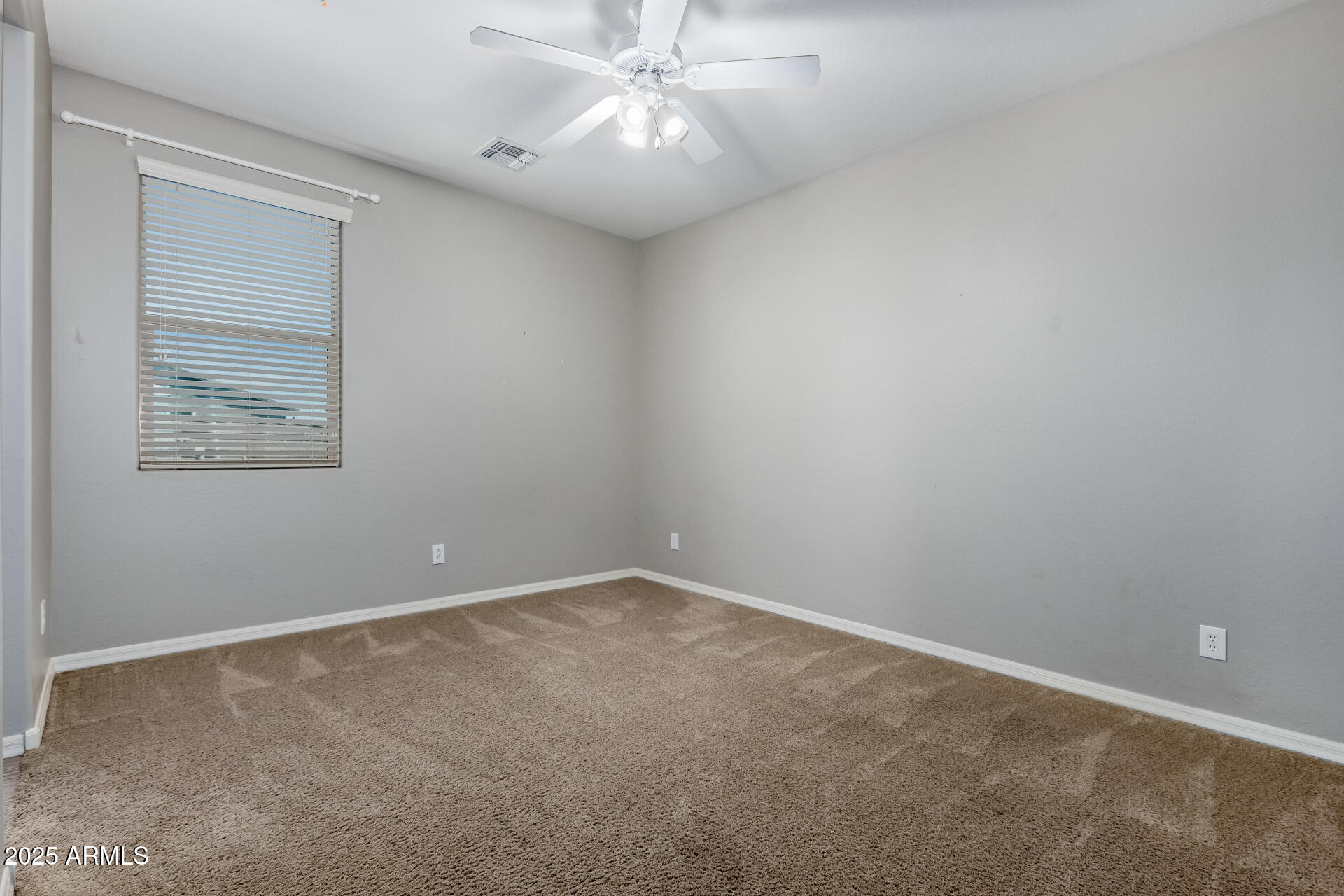 4059 E MESQUITE Street