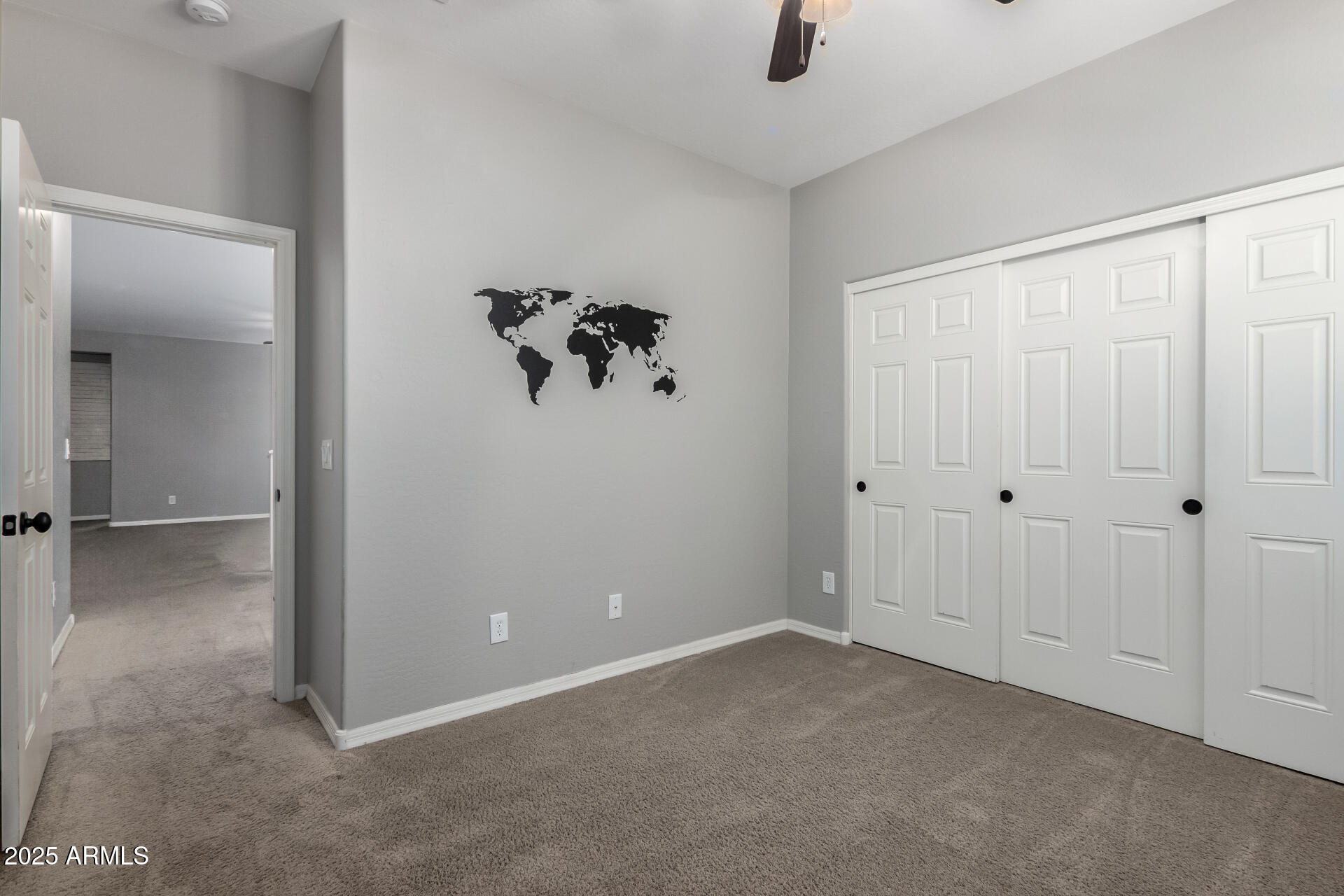 4059 E MESQUITE Street