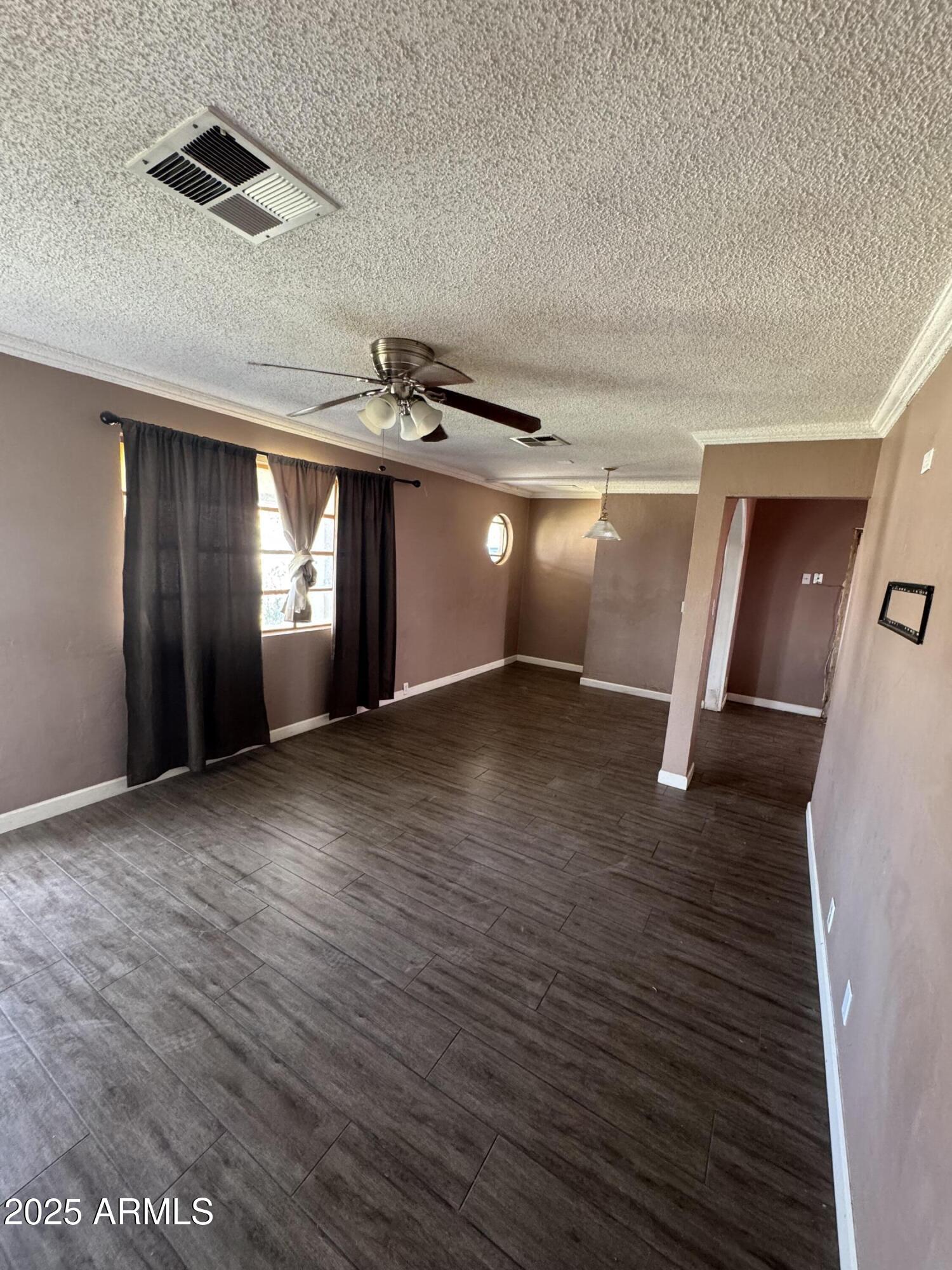 4339 W CRITTENDEN Lane