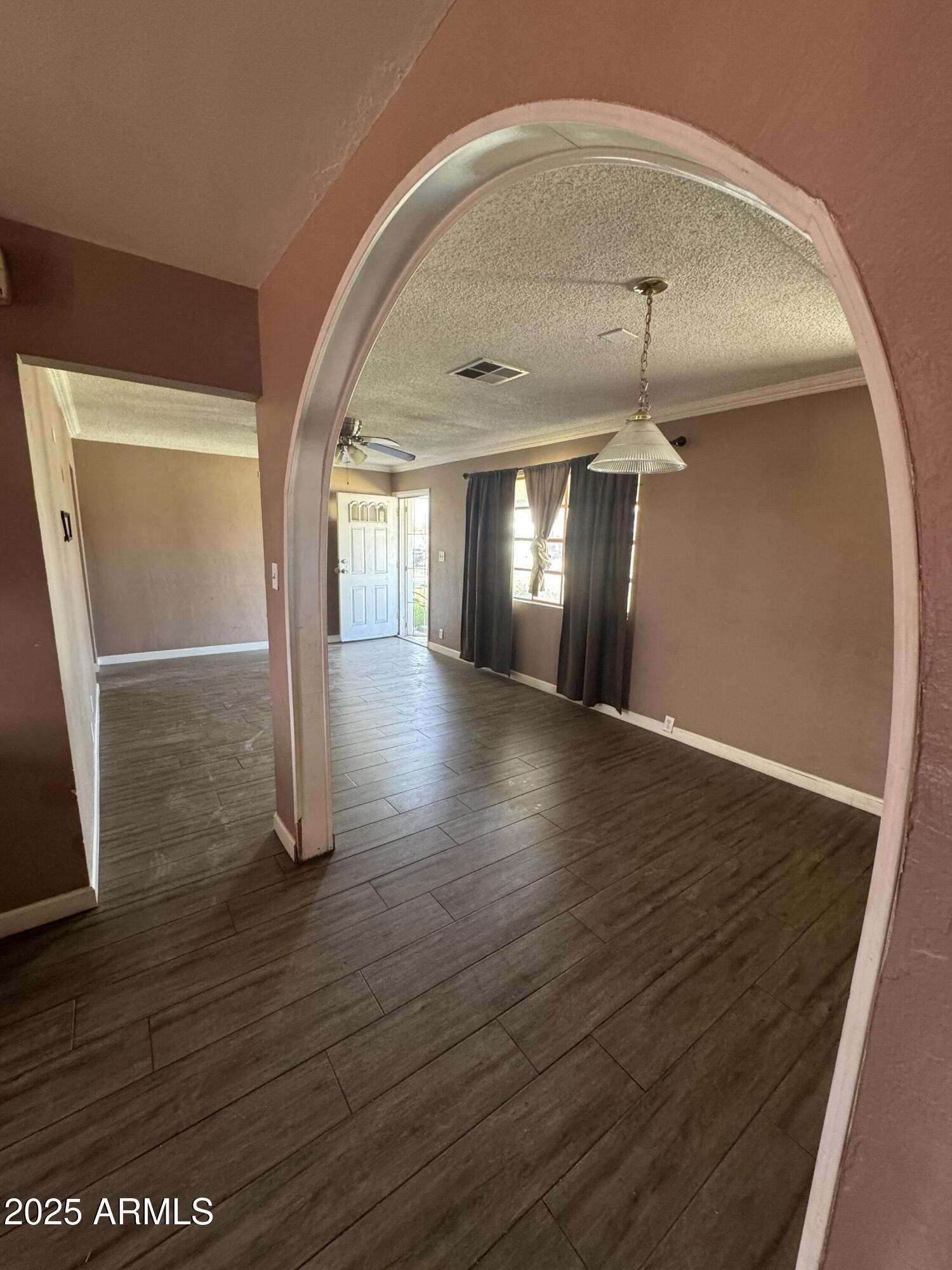 4339 W CRITTENDEN Lane