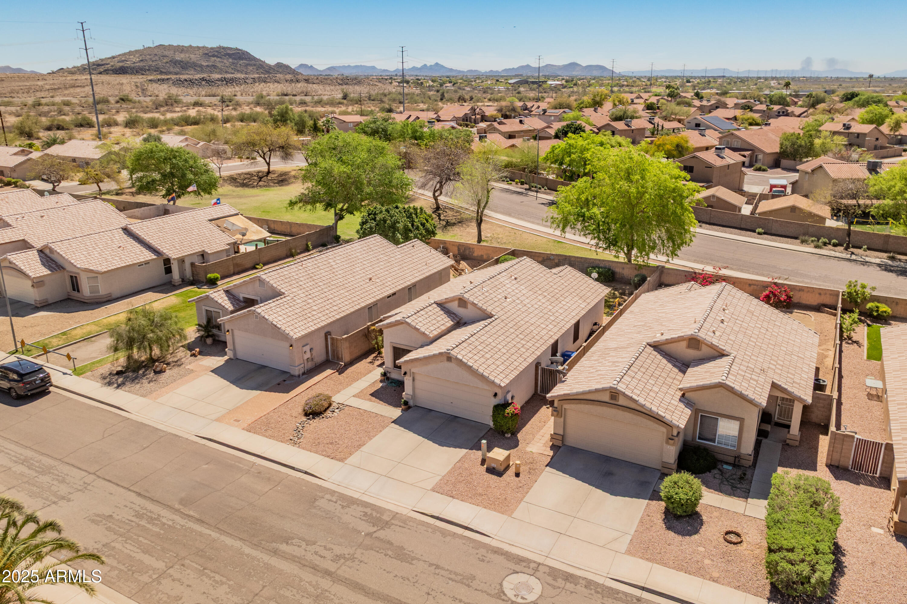 3611 W CHARLOTTE Drive