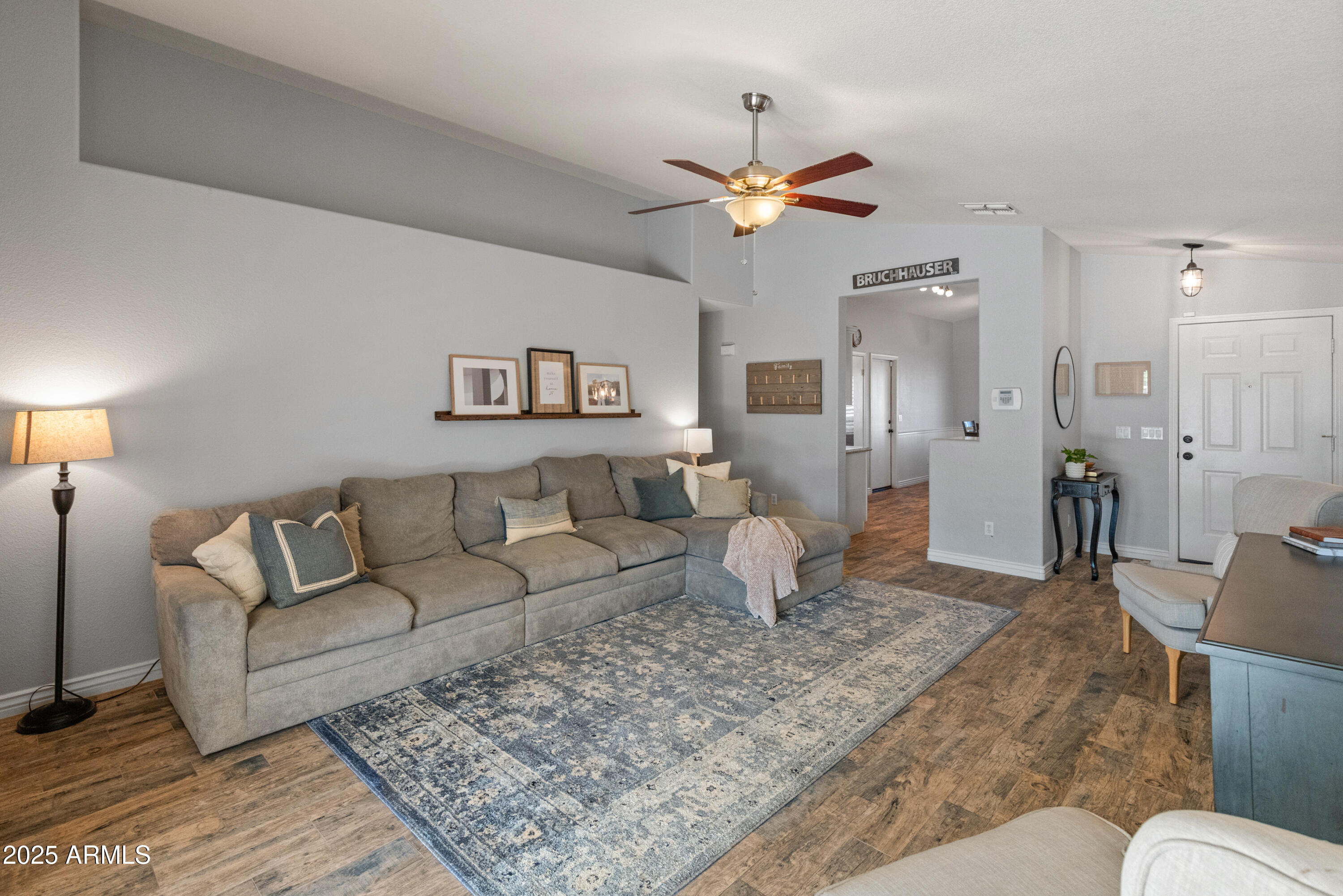 3611 W CHARLOTTE Drive