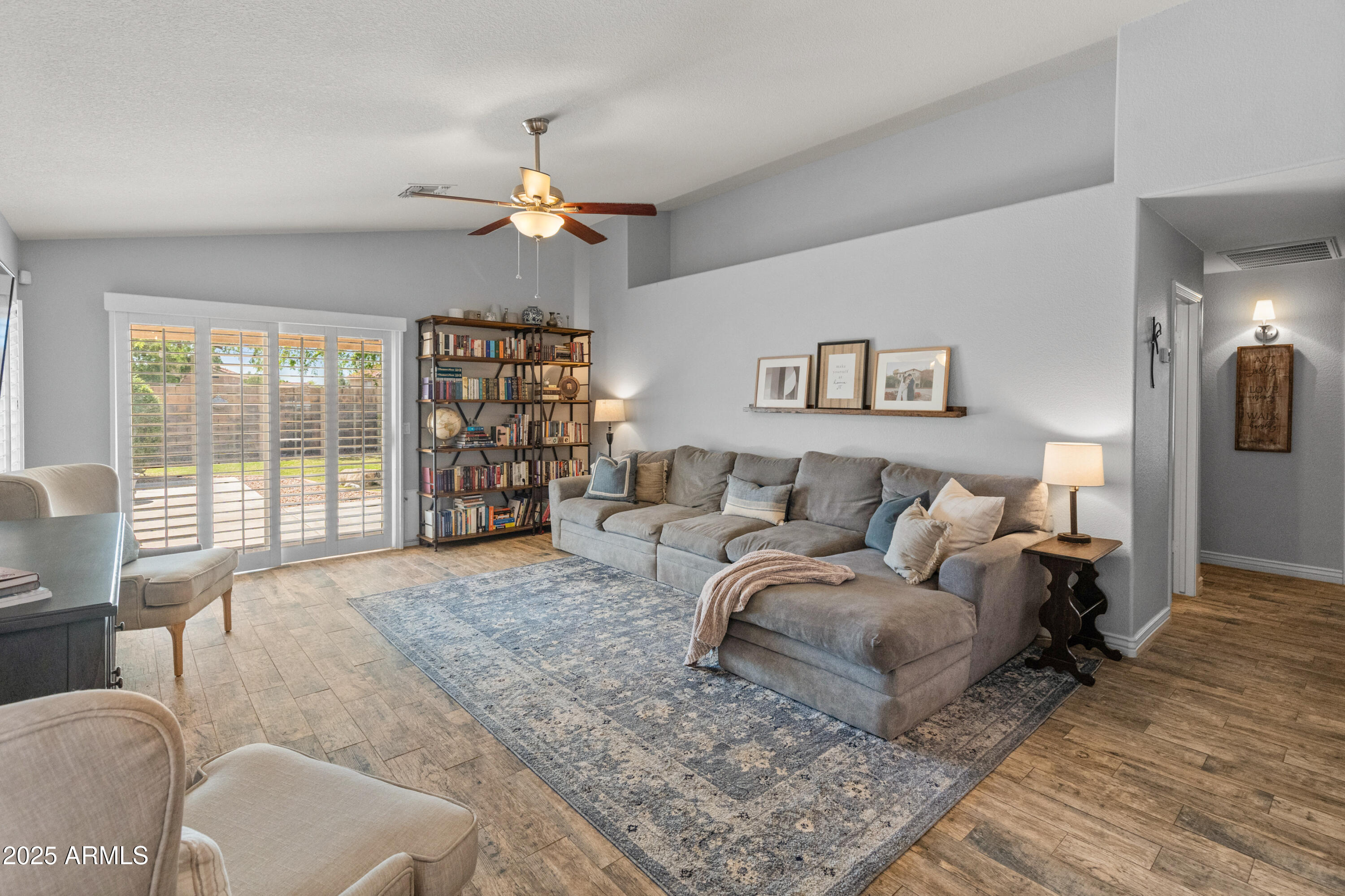 3611 W CHARLOTTE Drive