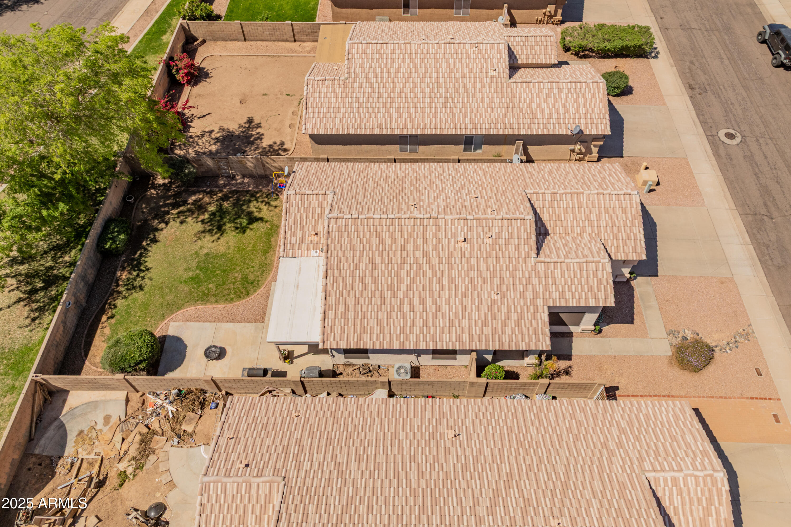 3611 W CHARLOTTE Drive