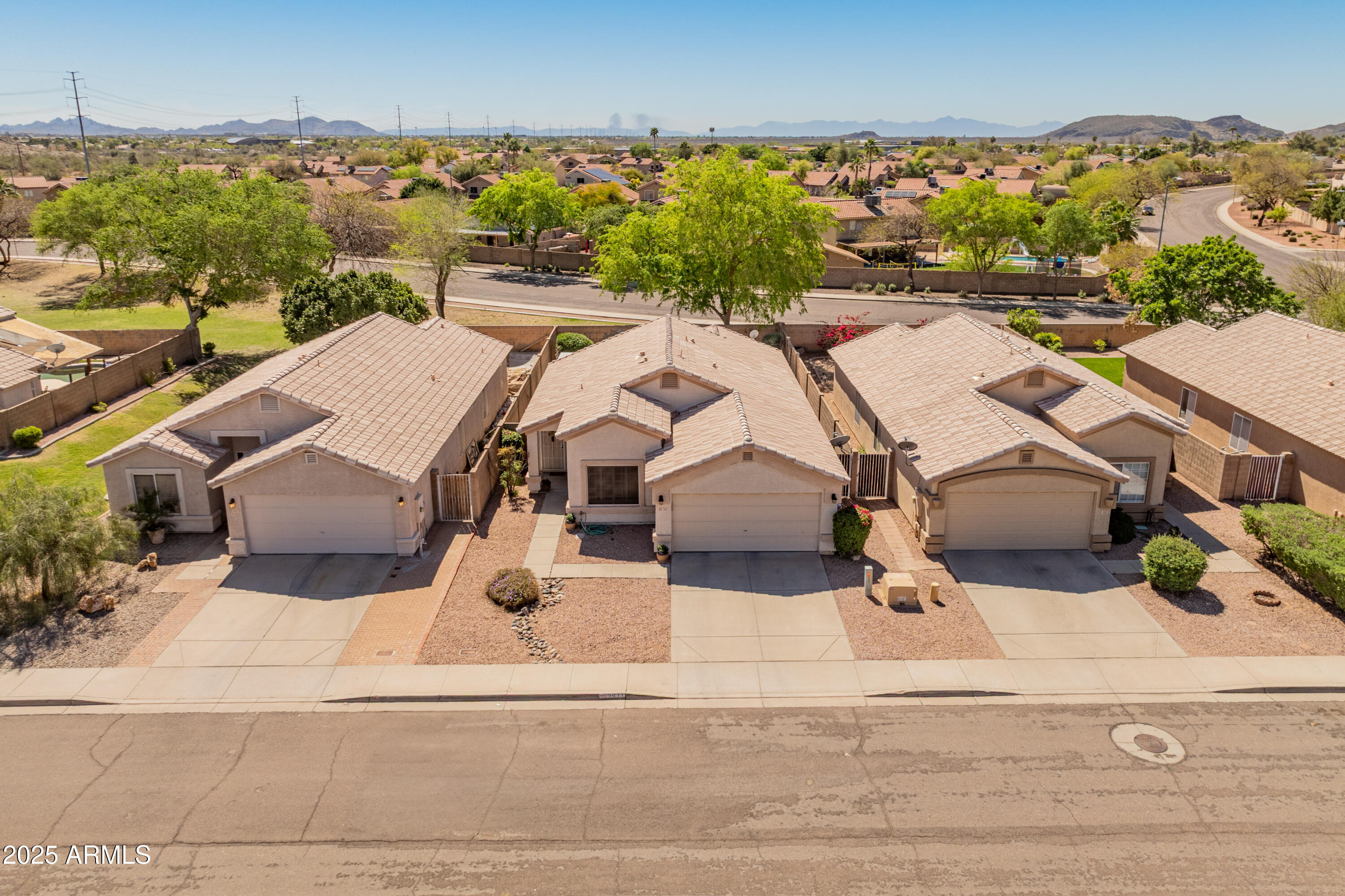 3611 W CHARLOTTE Drive