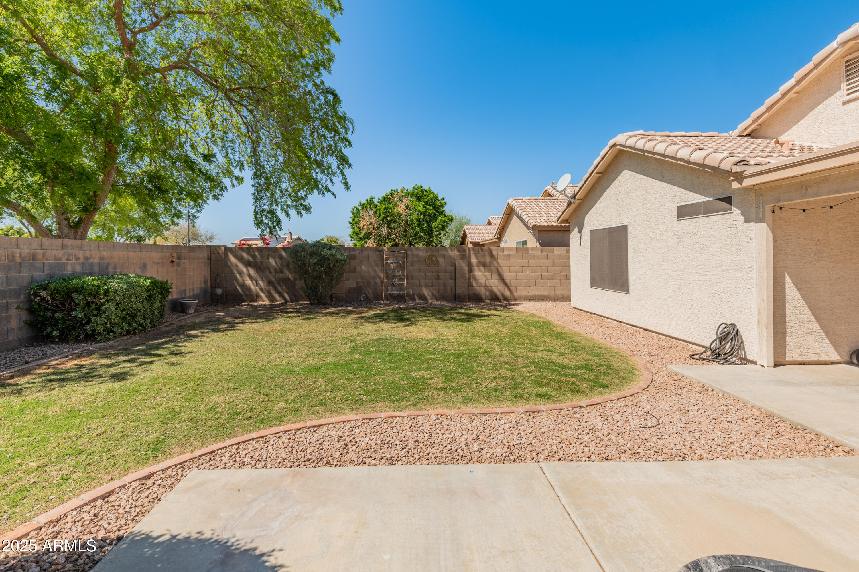 3611 W CHARLOTTE Drive