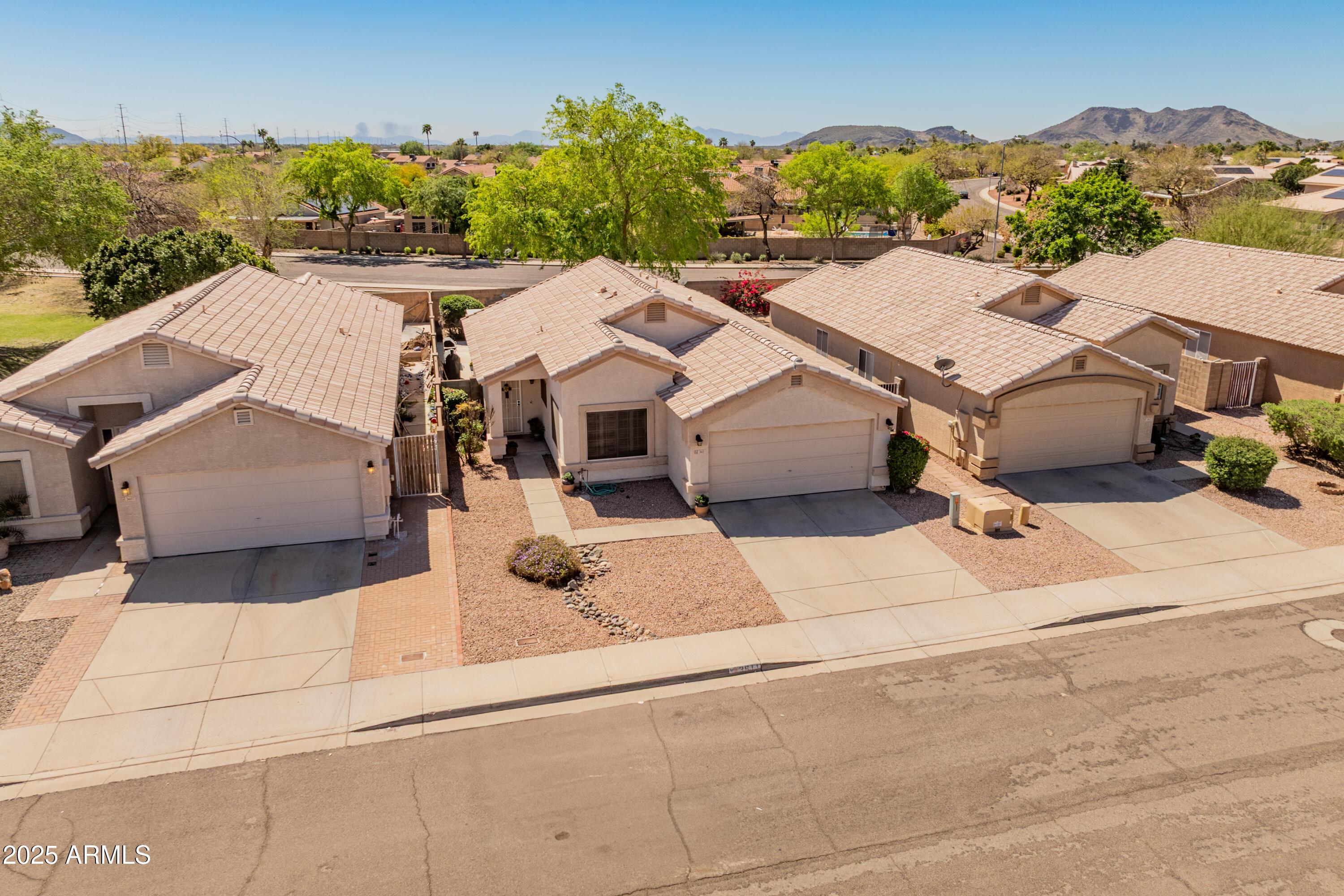 3611 W CHARLOTTE Drive