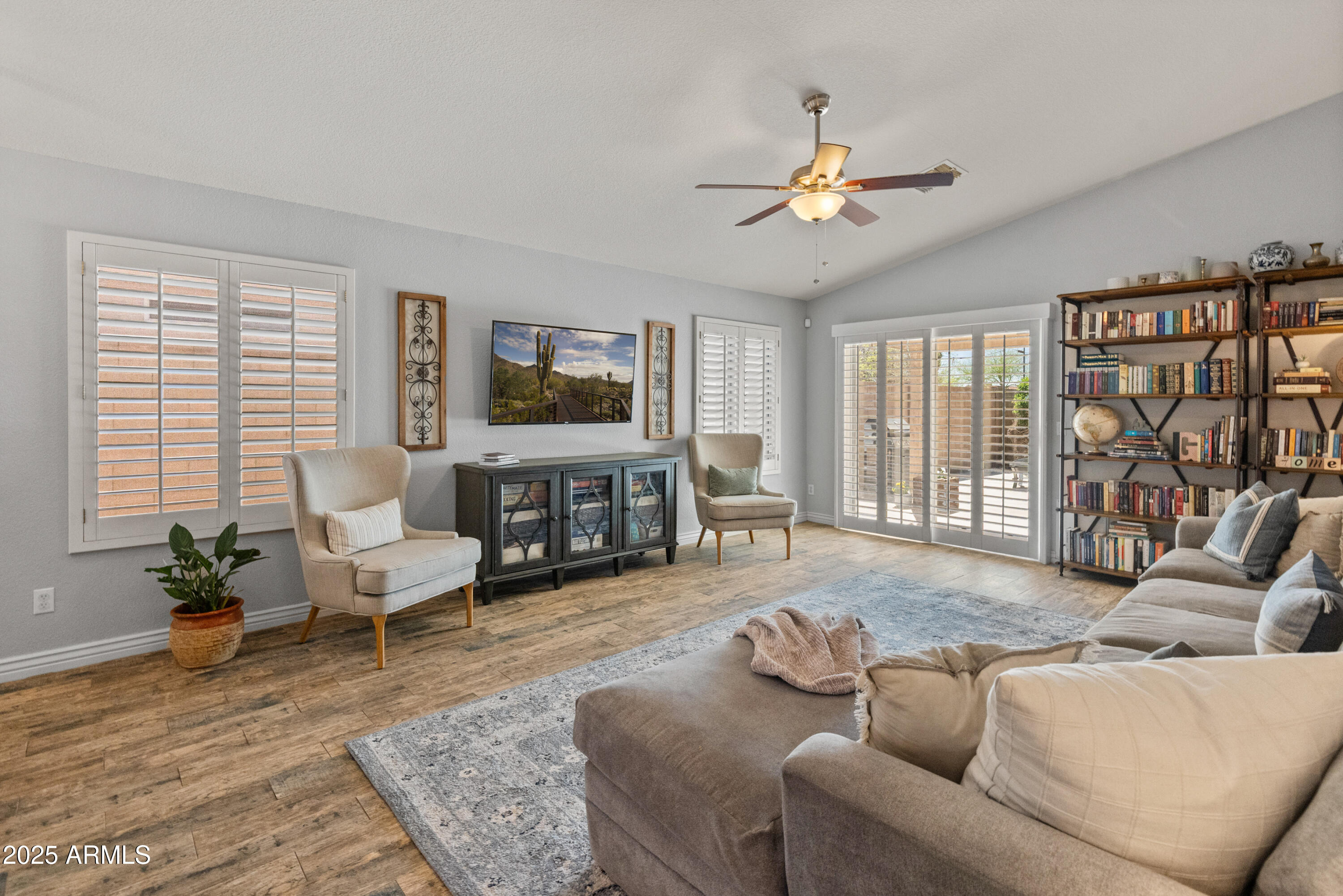 3611 W CHARLOTTE Drive