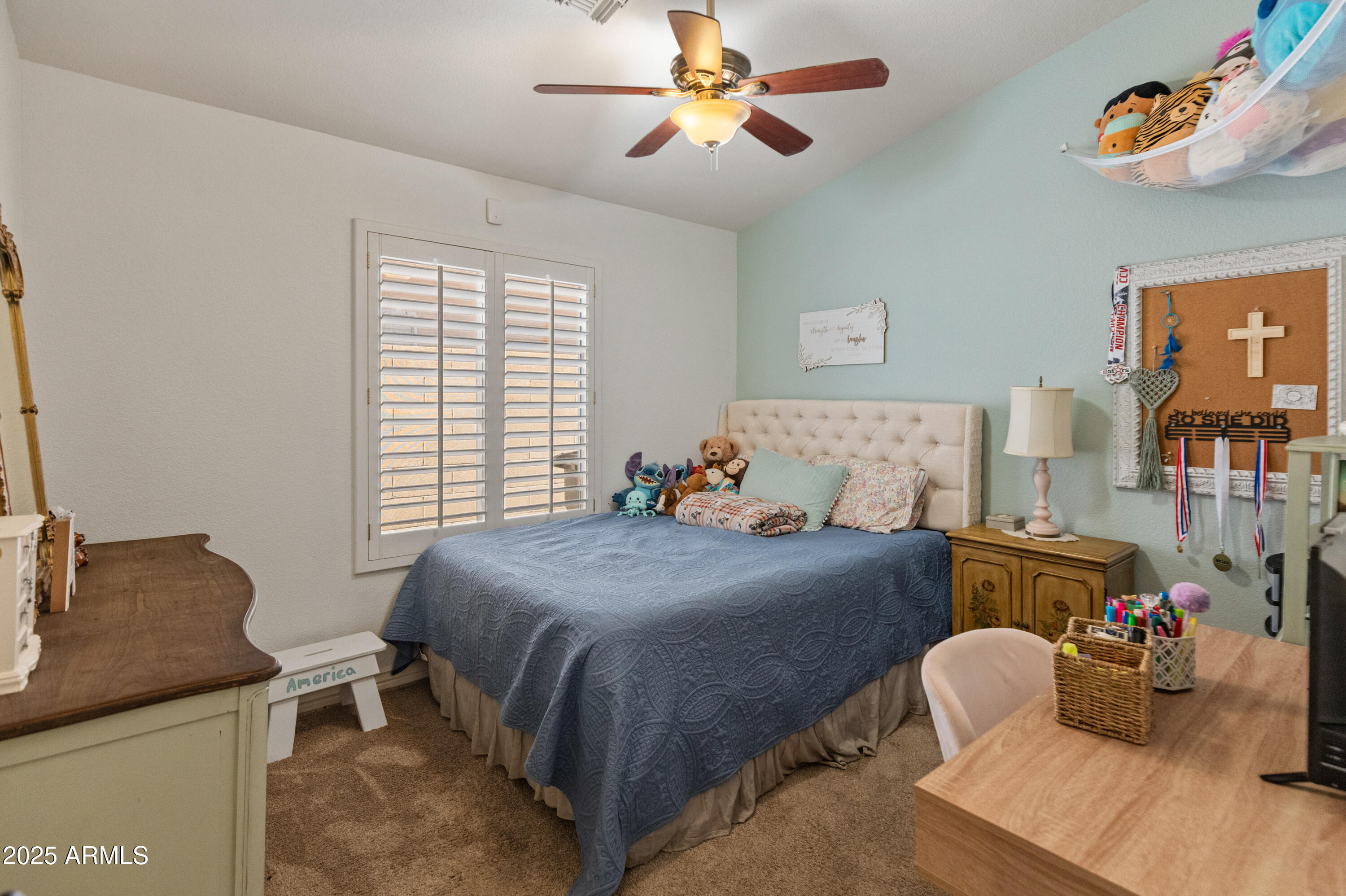 3611 W CHARLOTTE Drive