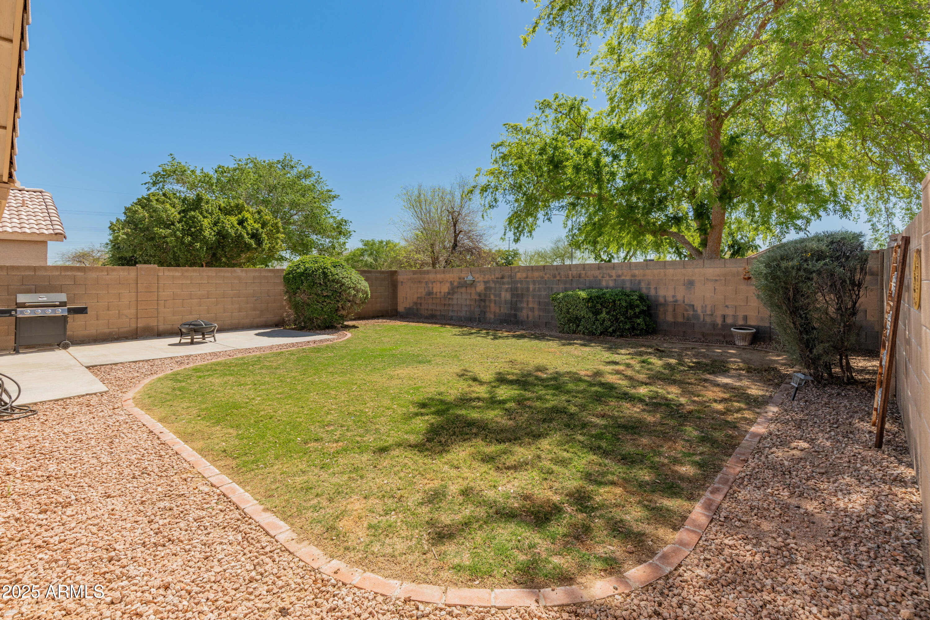 3611 W CHARLOTTE Drive