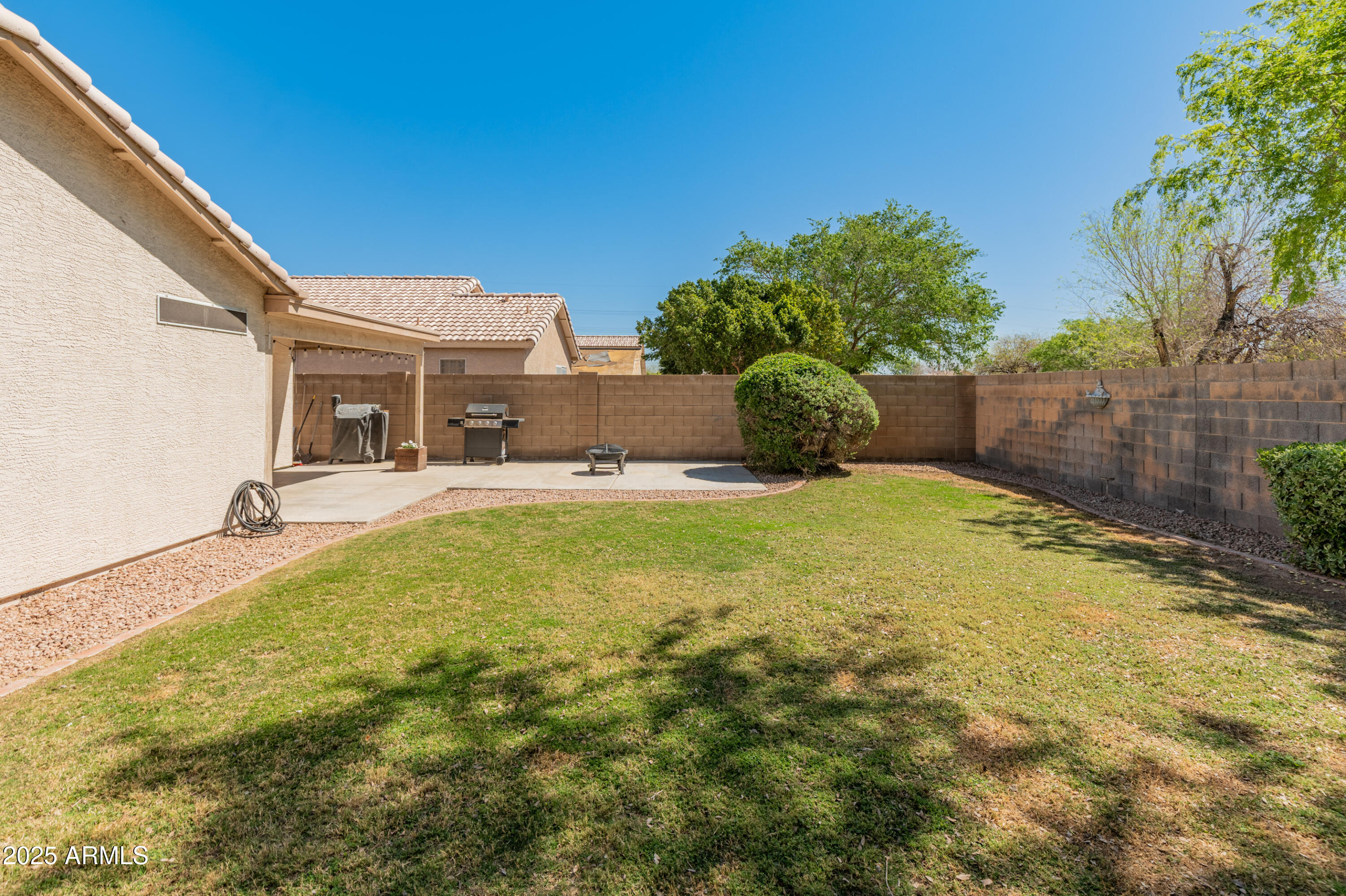 3611 W CHARLOTTE Drive