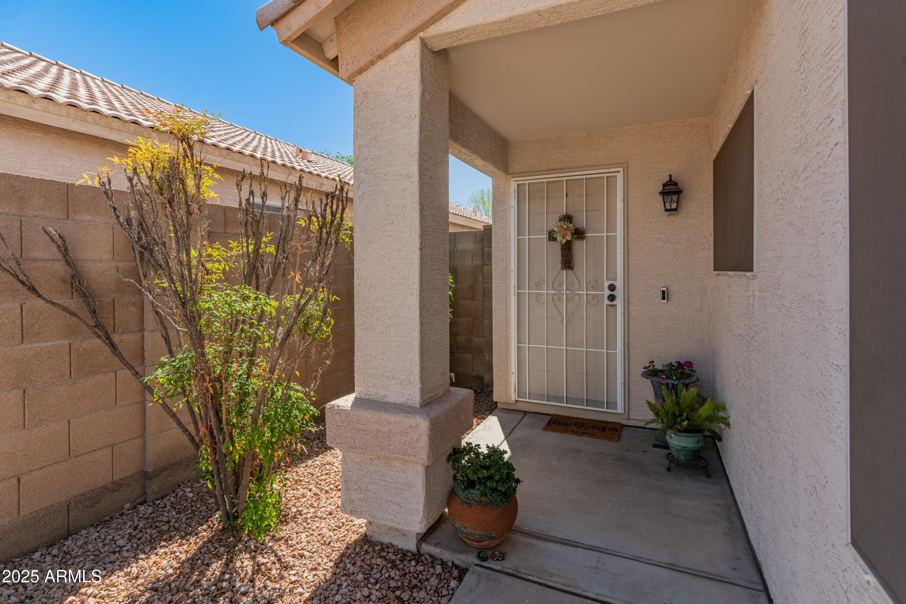 3611 W CHARLOTTE Drive