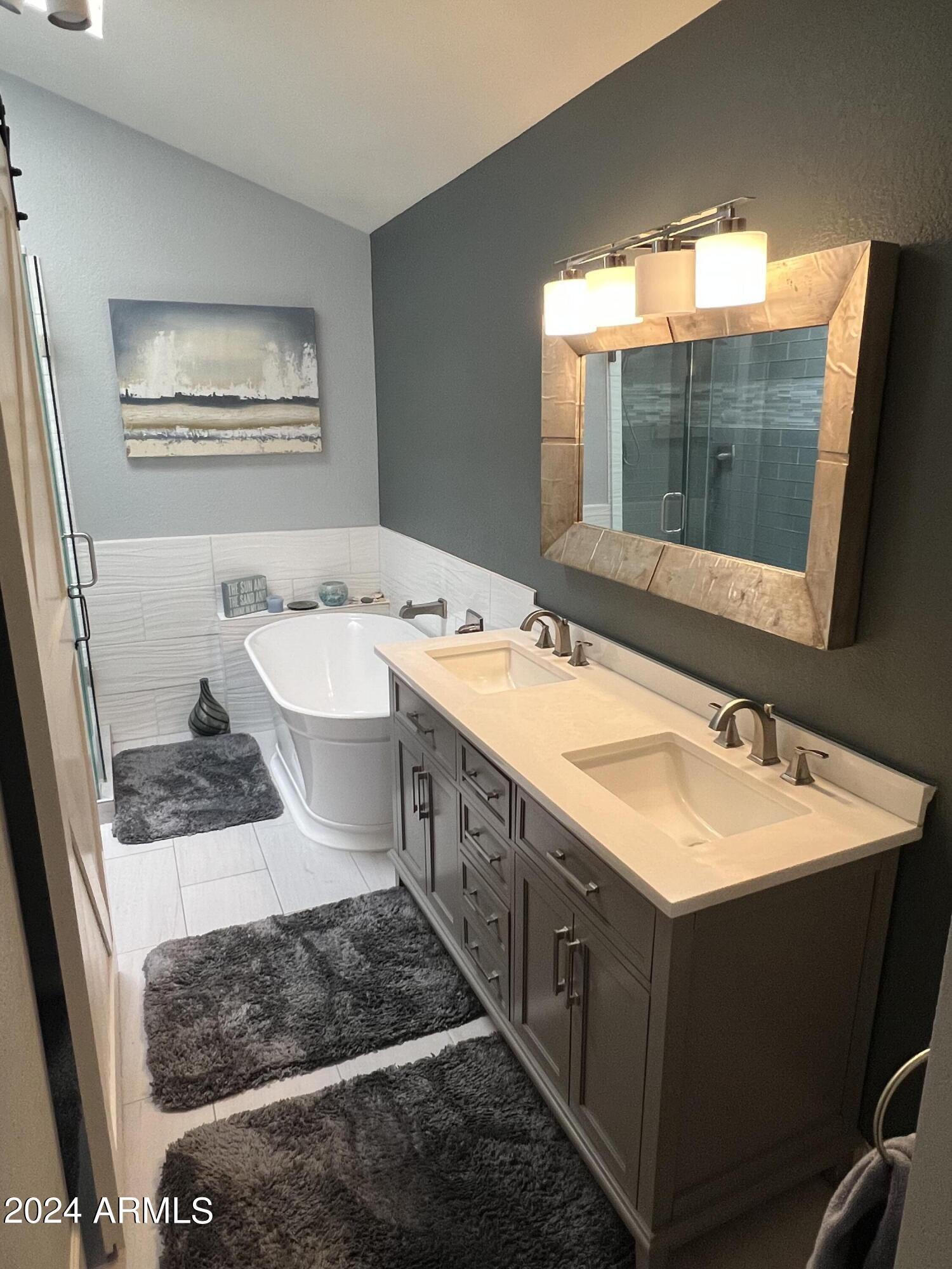 3534 E VERBENA Drive