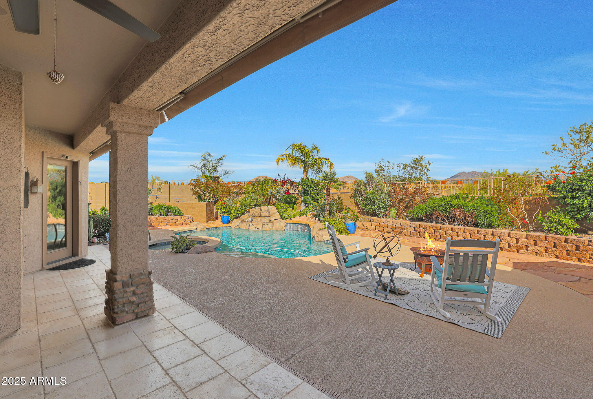 7517 E MARIPOSA GRANDE Drive