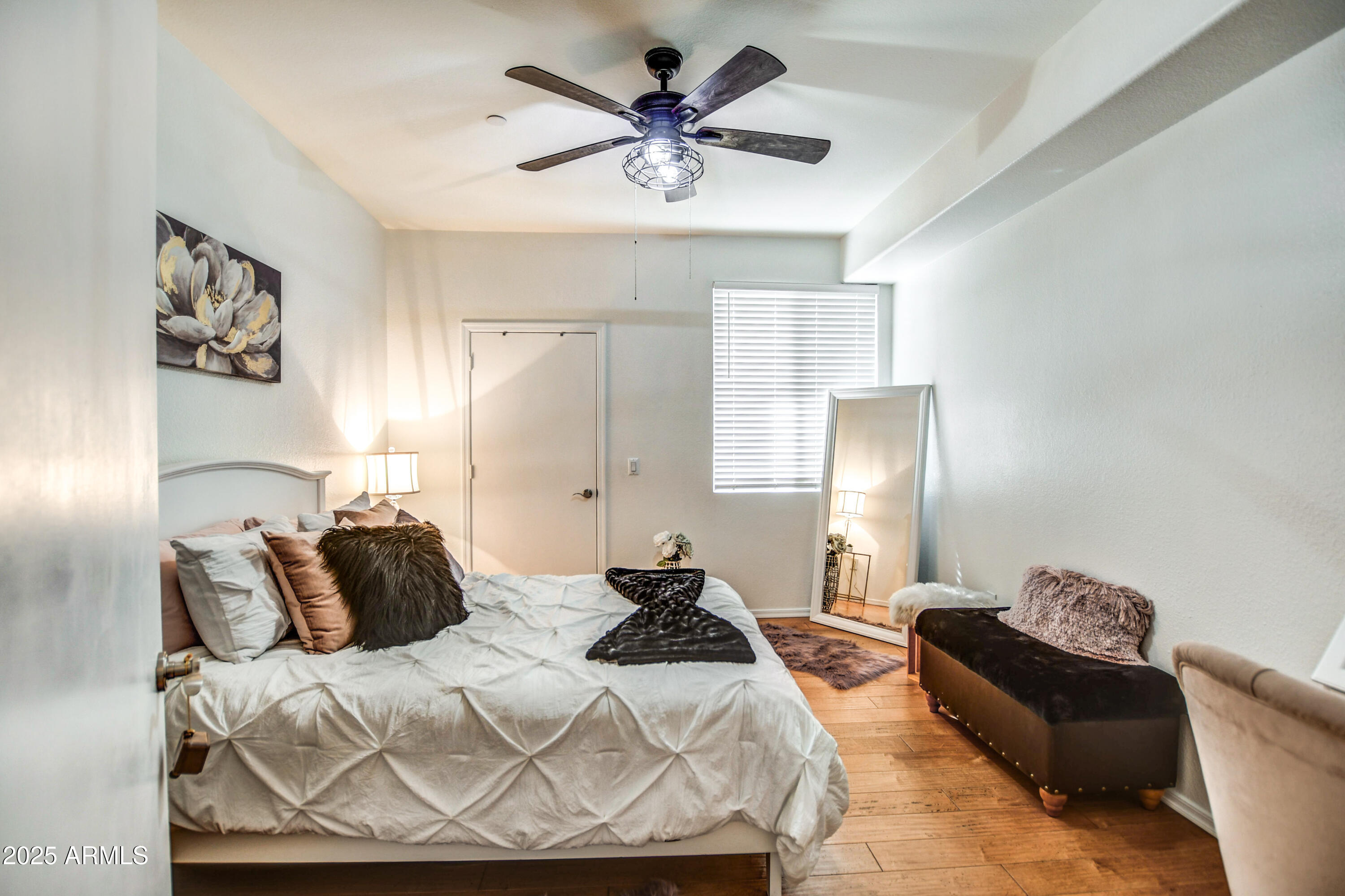 3302 N 7TH Street, 141