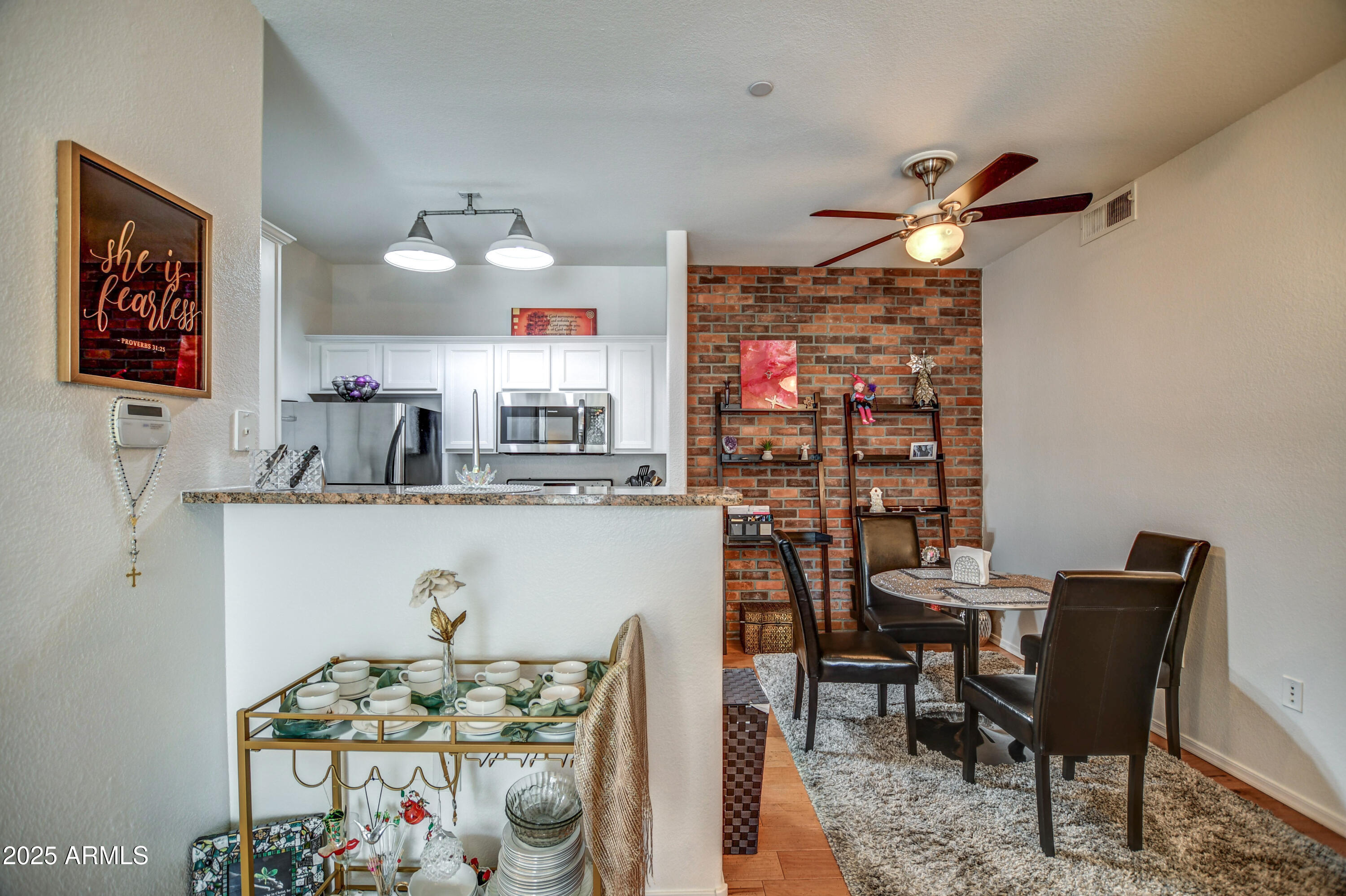 3302 N 7TH Street, 141