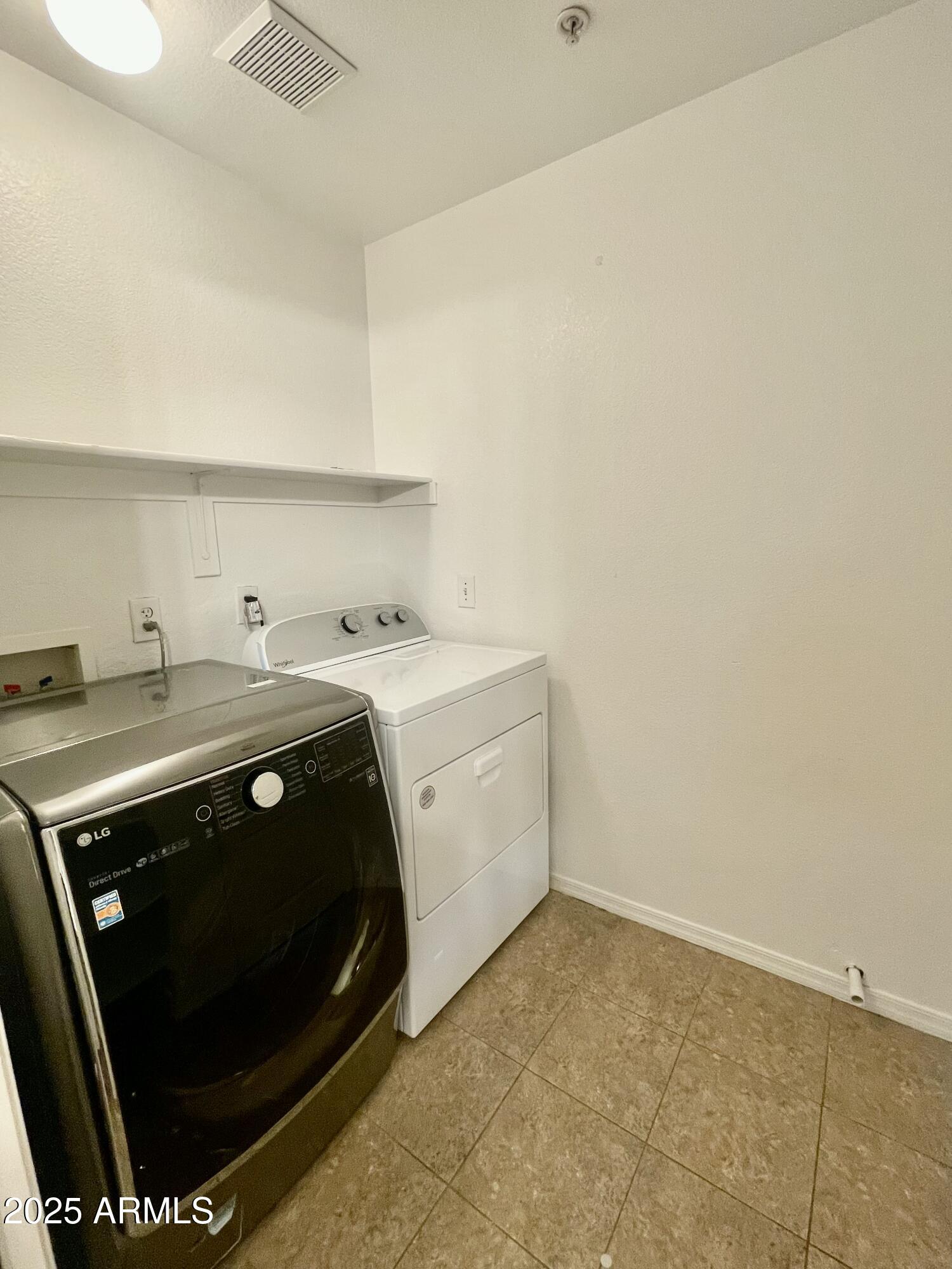 2929 W YORKSHIRE Drive, 2033