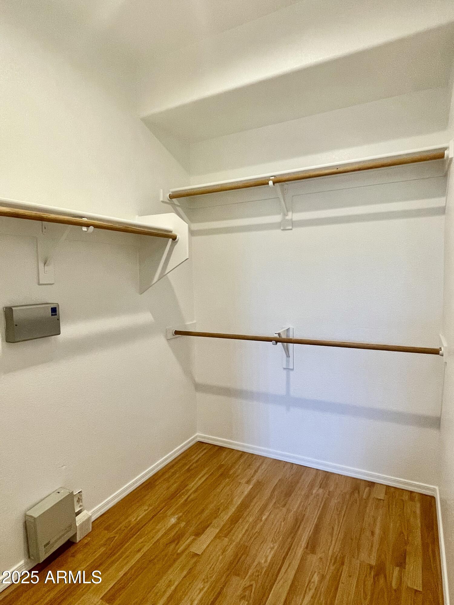 2929 W YORKSHIRE Drive, 2033