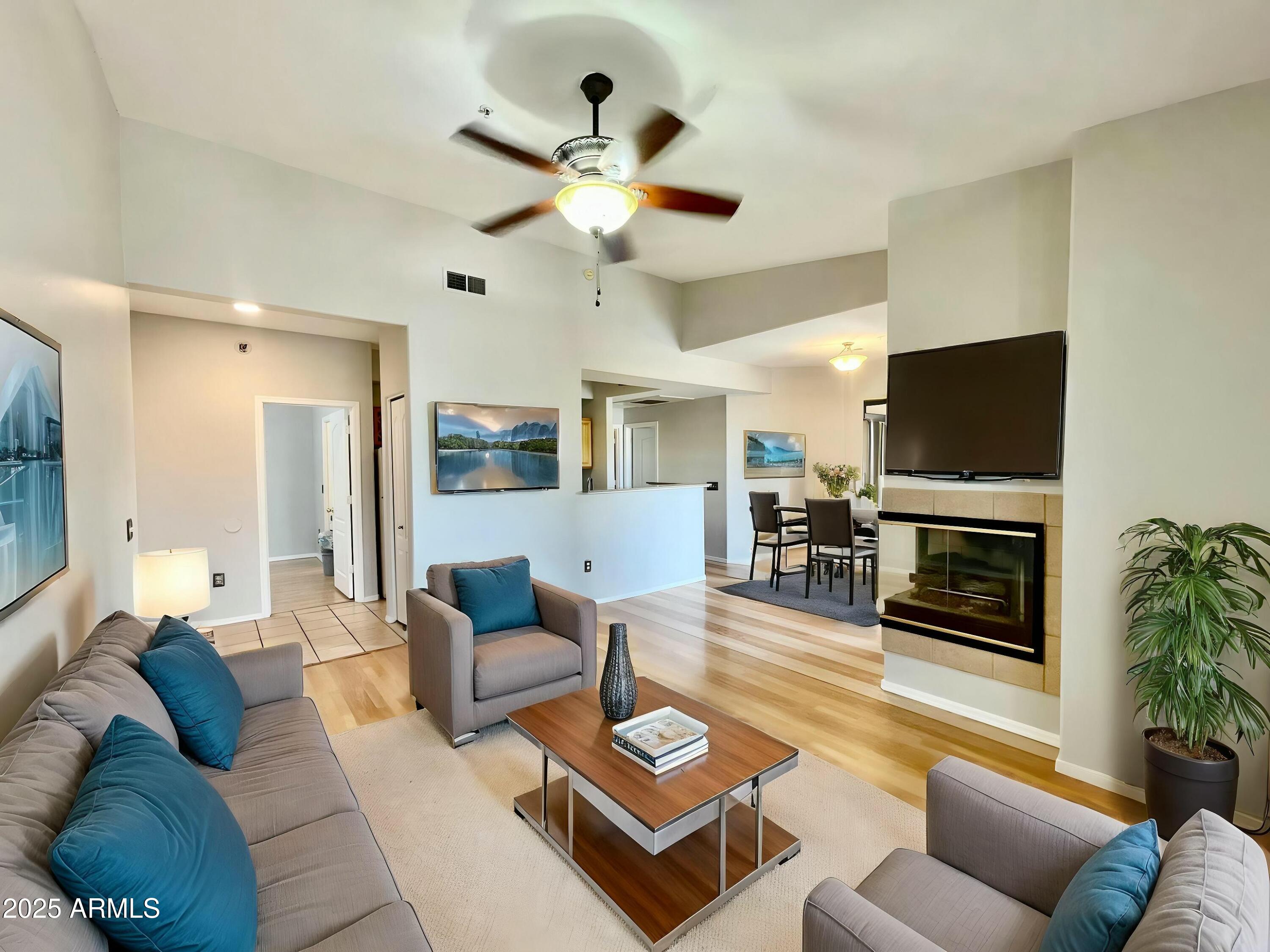 2929 W YORKSHIRE Drive, 2033