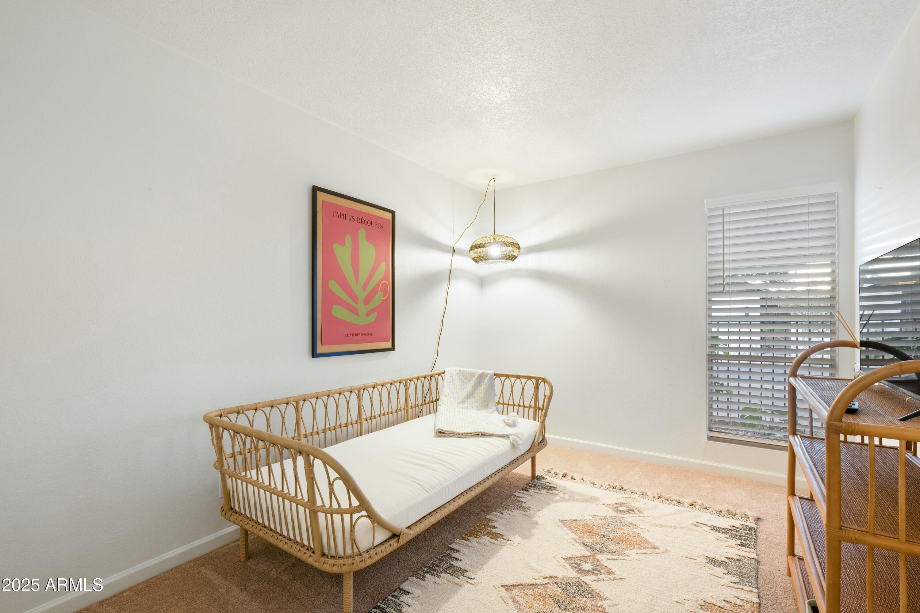 6633 N MAJORCA Way W