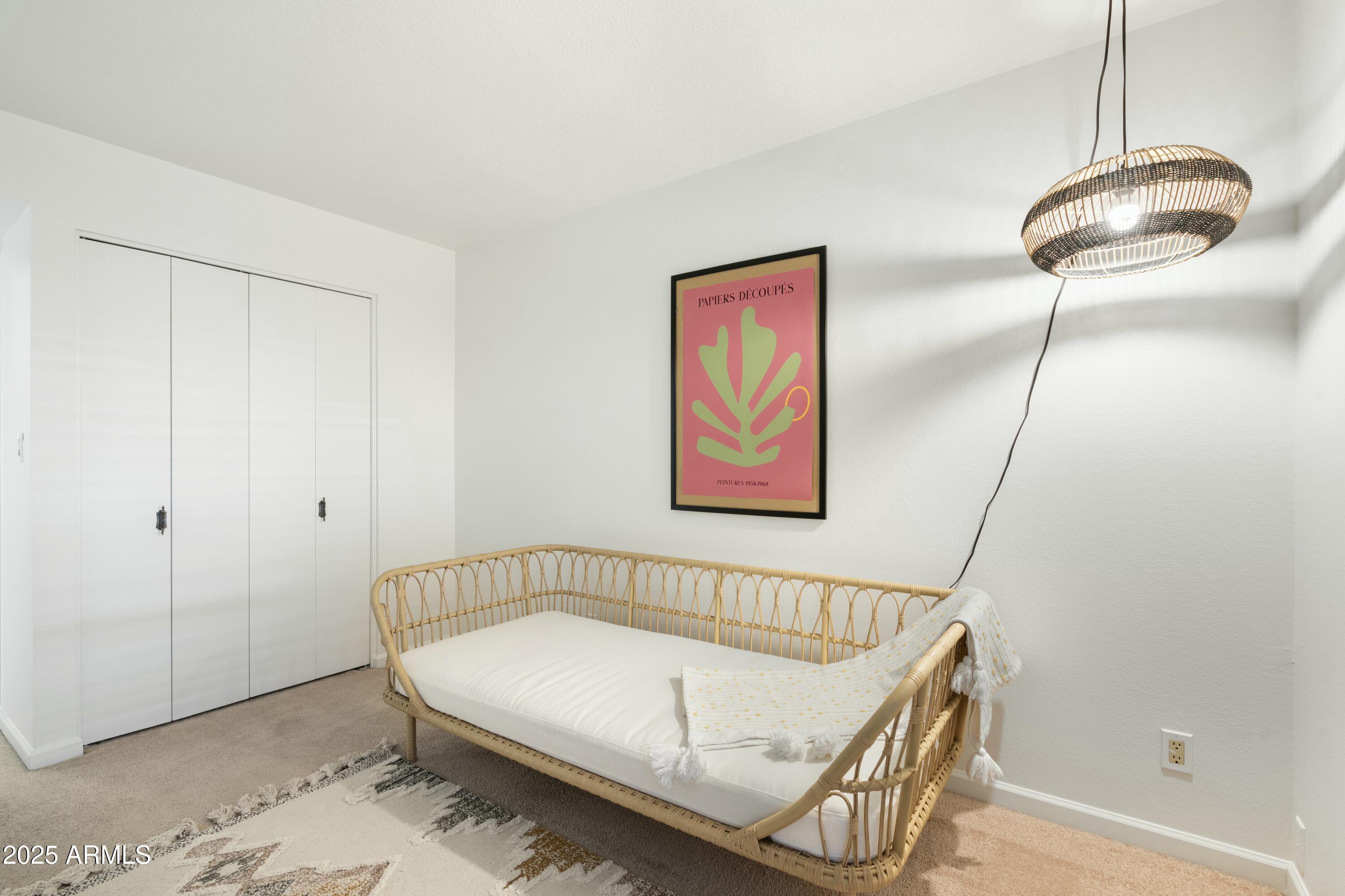 6633 N MAJORCA Way W