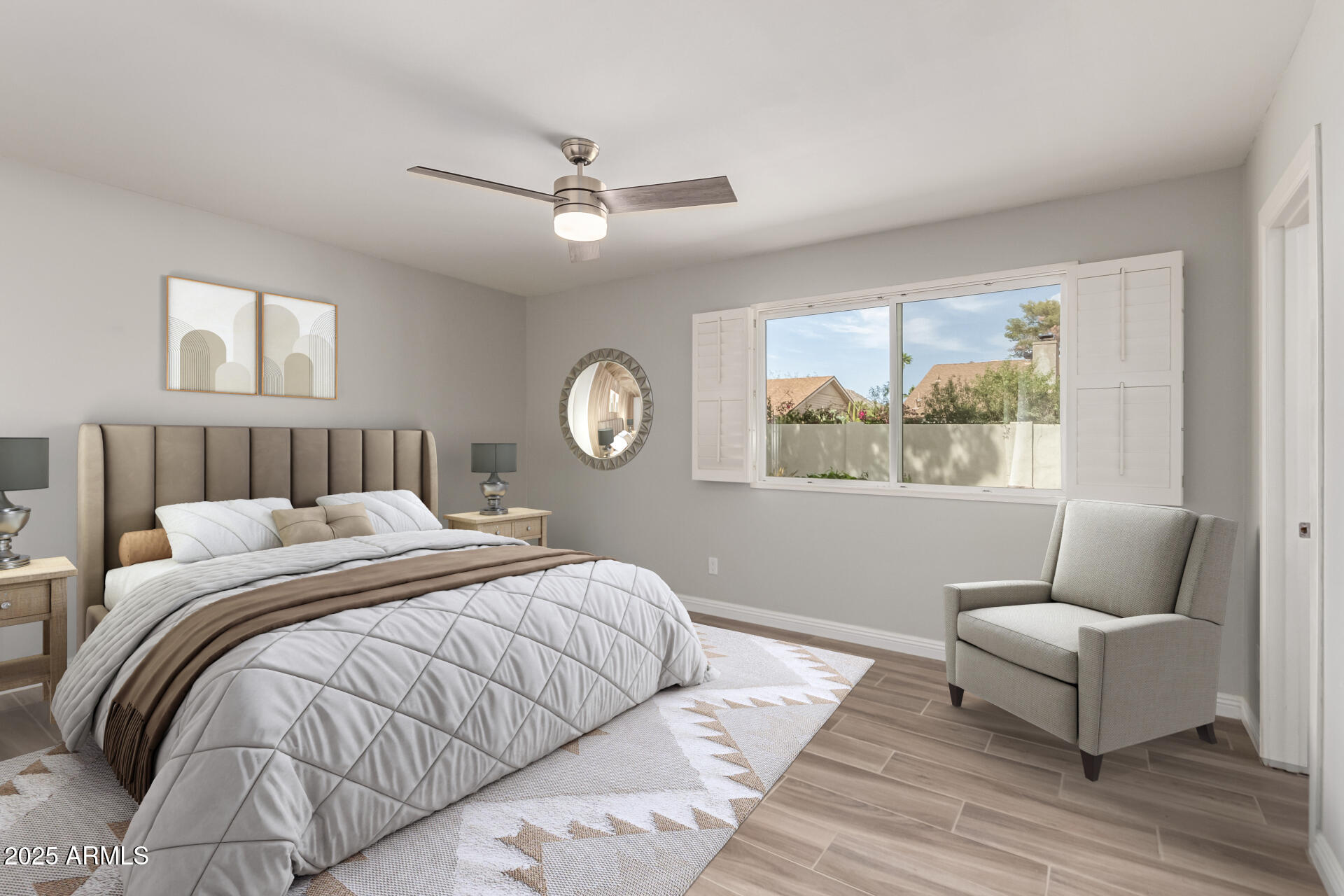 2622 E LARKSPUR Drive