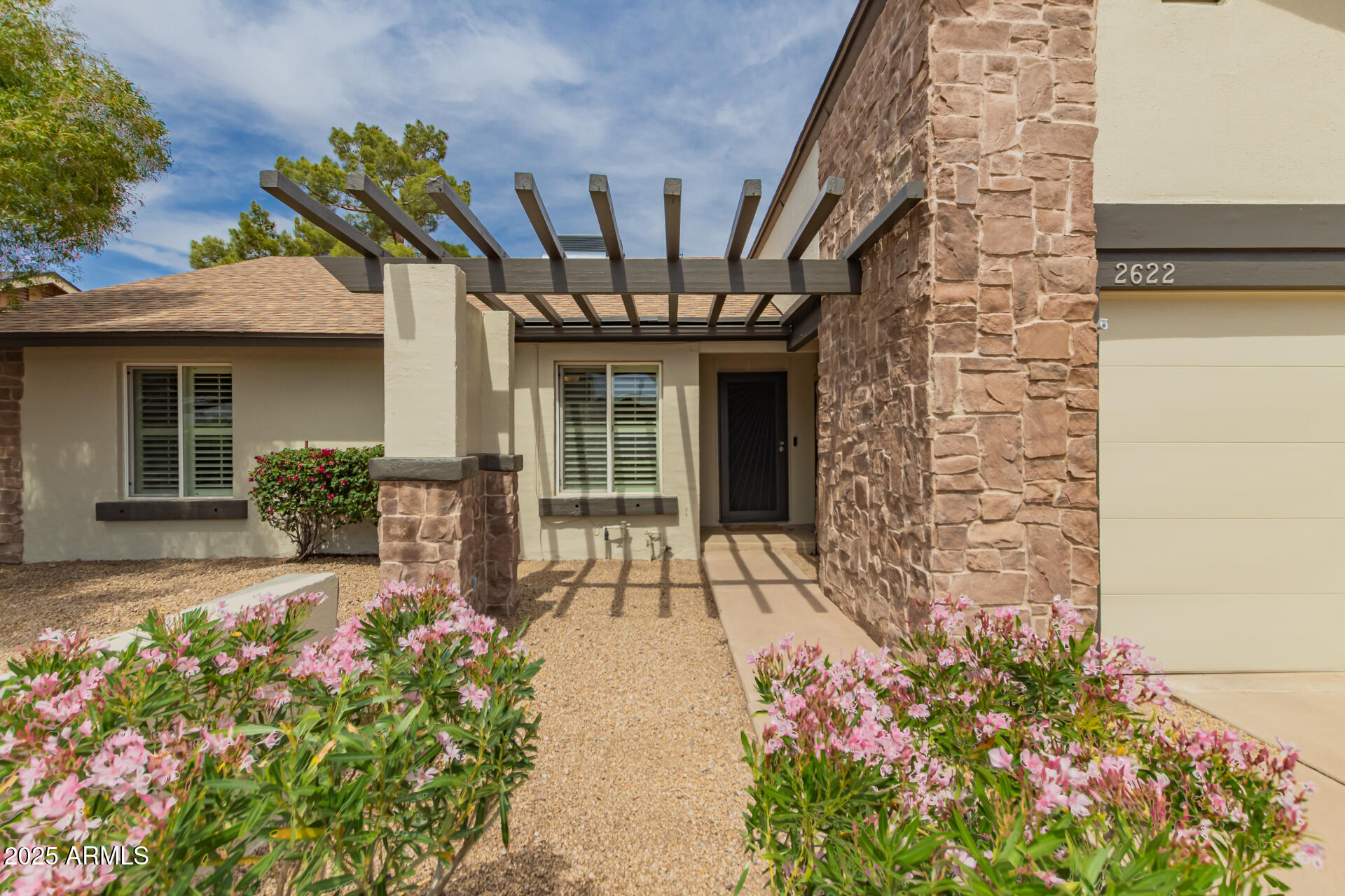 2622 E LARKSPUR Drive