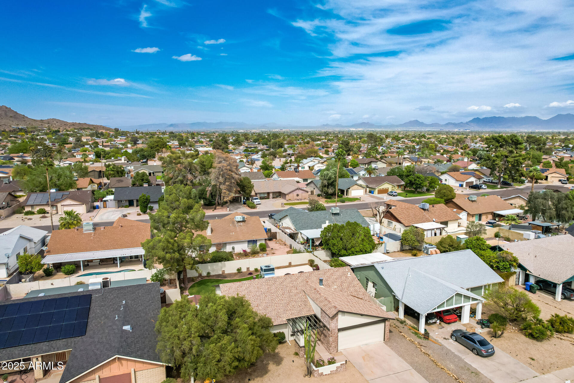 2622 E LARKSPUR Drive