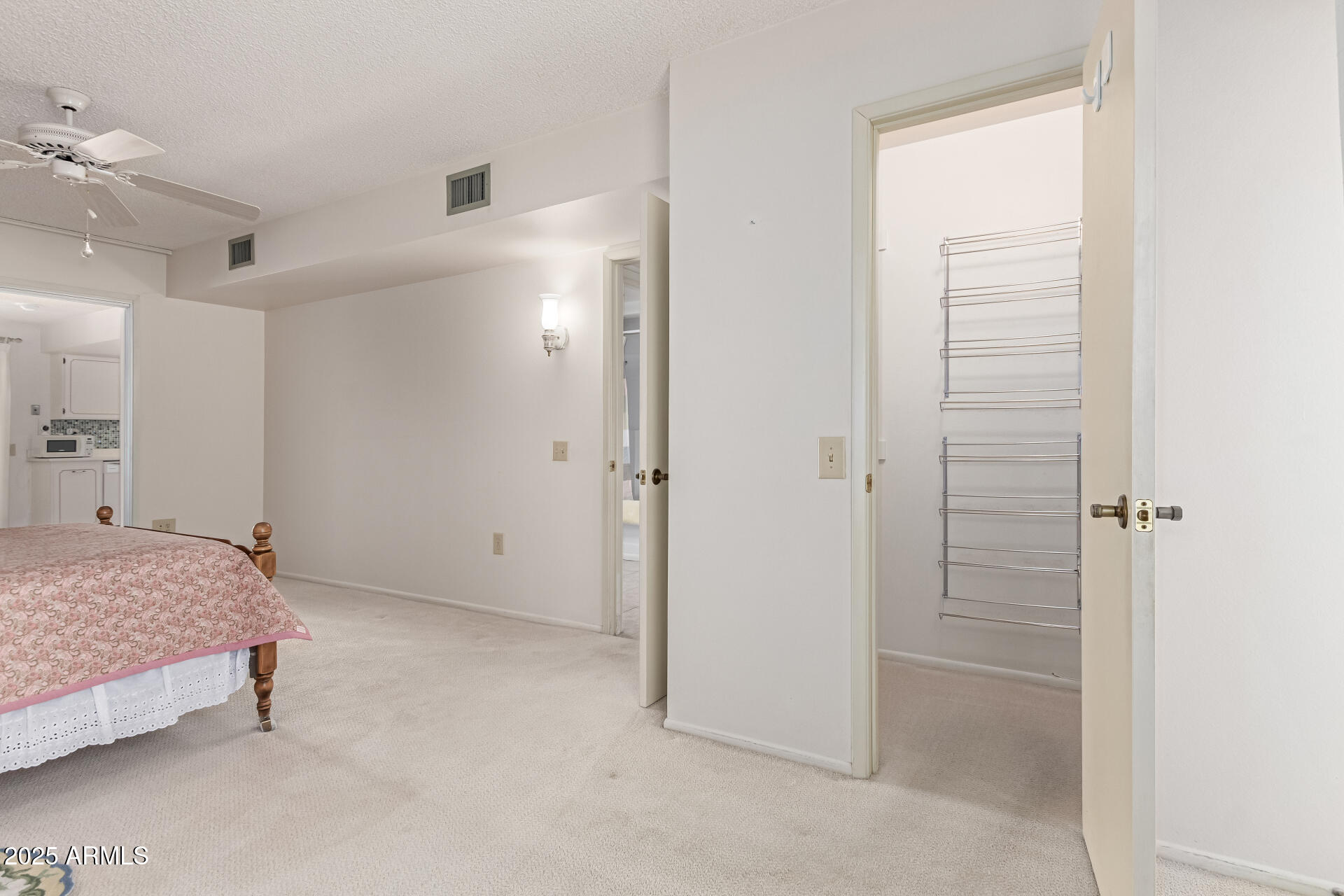 10619 W HIGHWOOD Lane