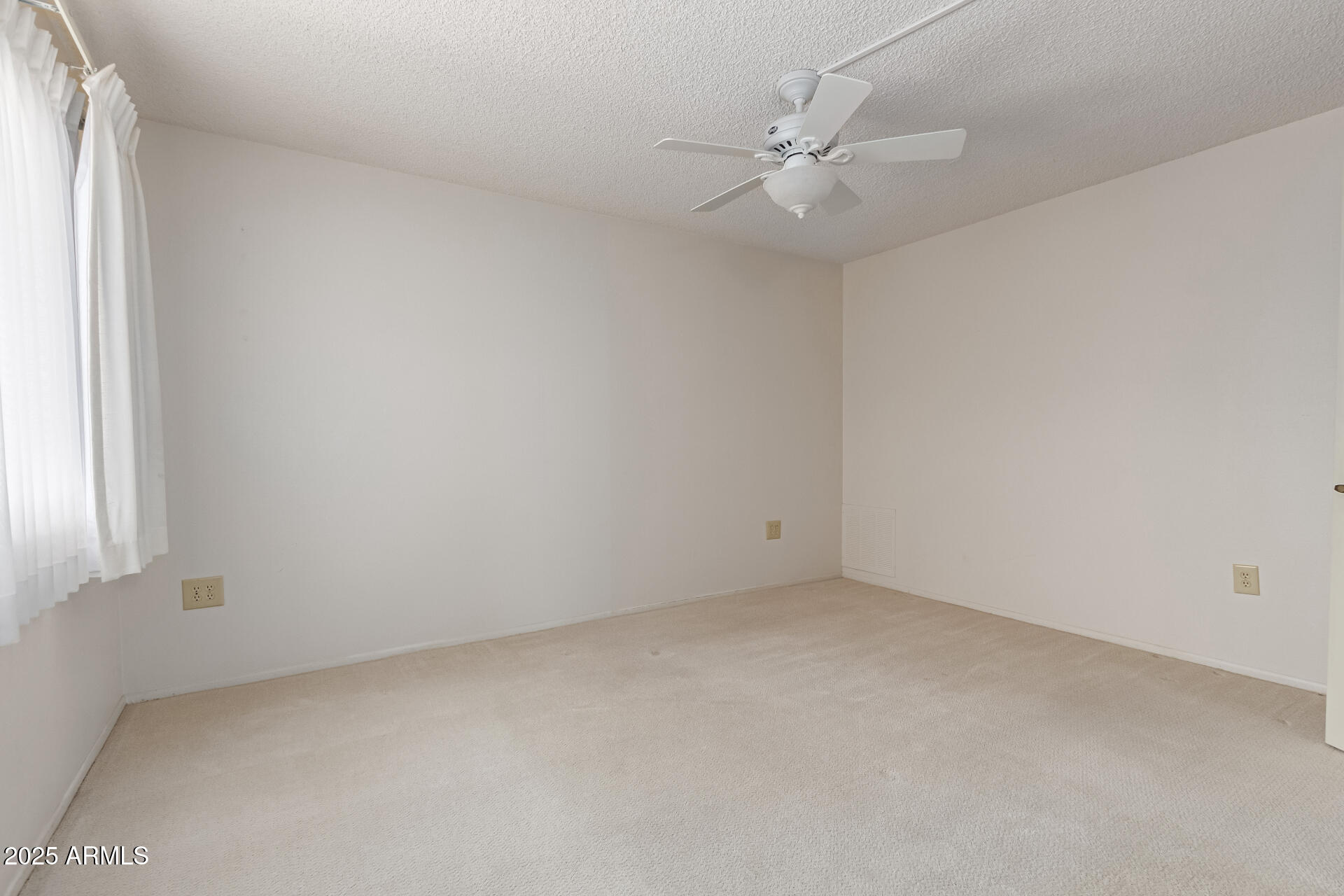 10619 W HIGHWOOD Lane